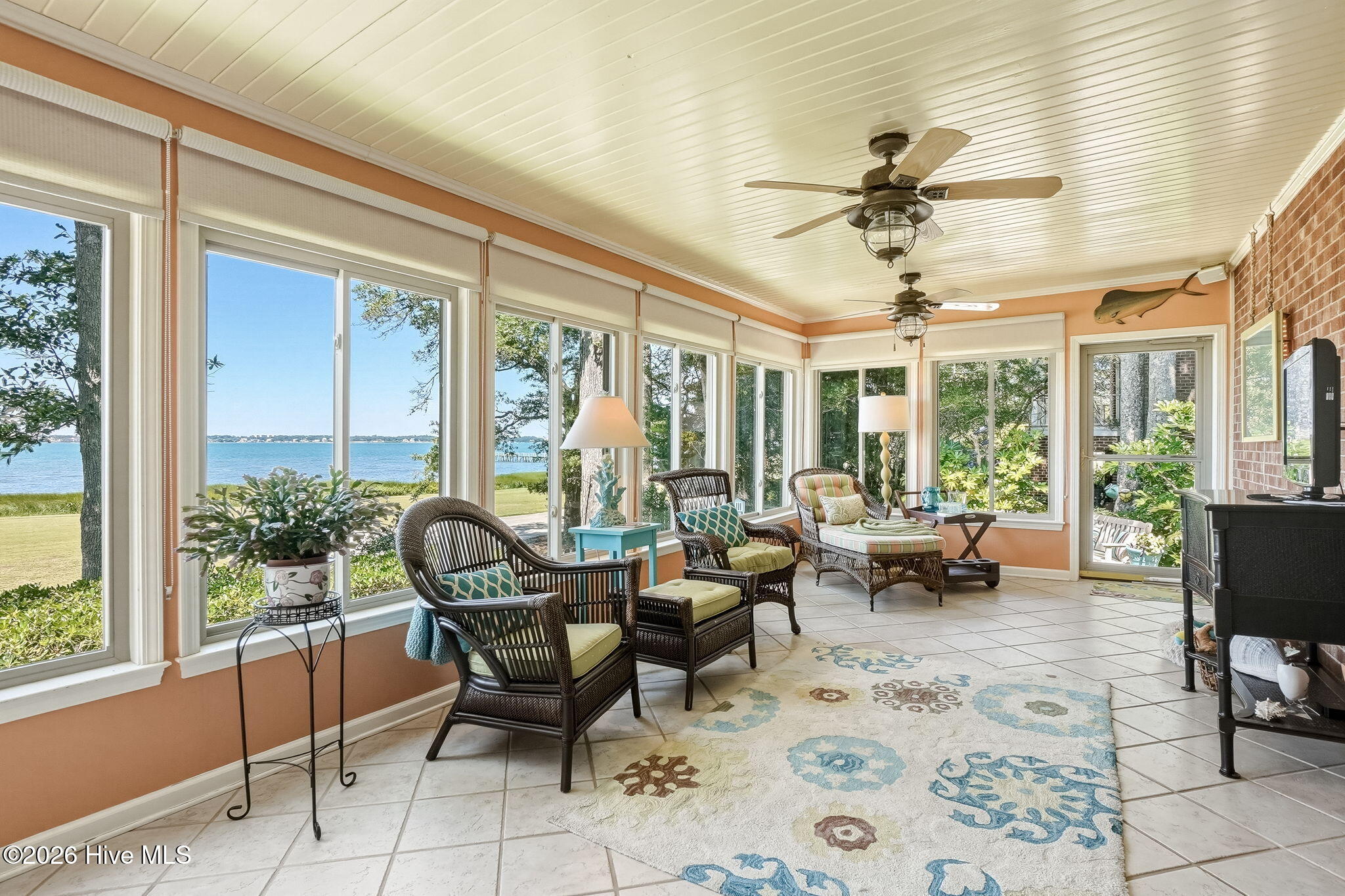 105 Magnolia Court,Pine Knoll Shores