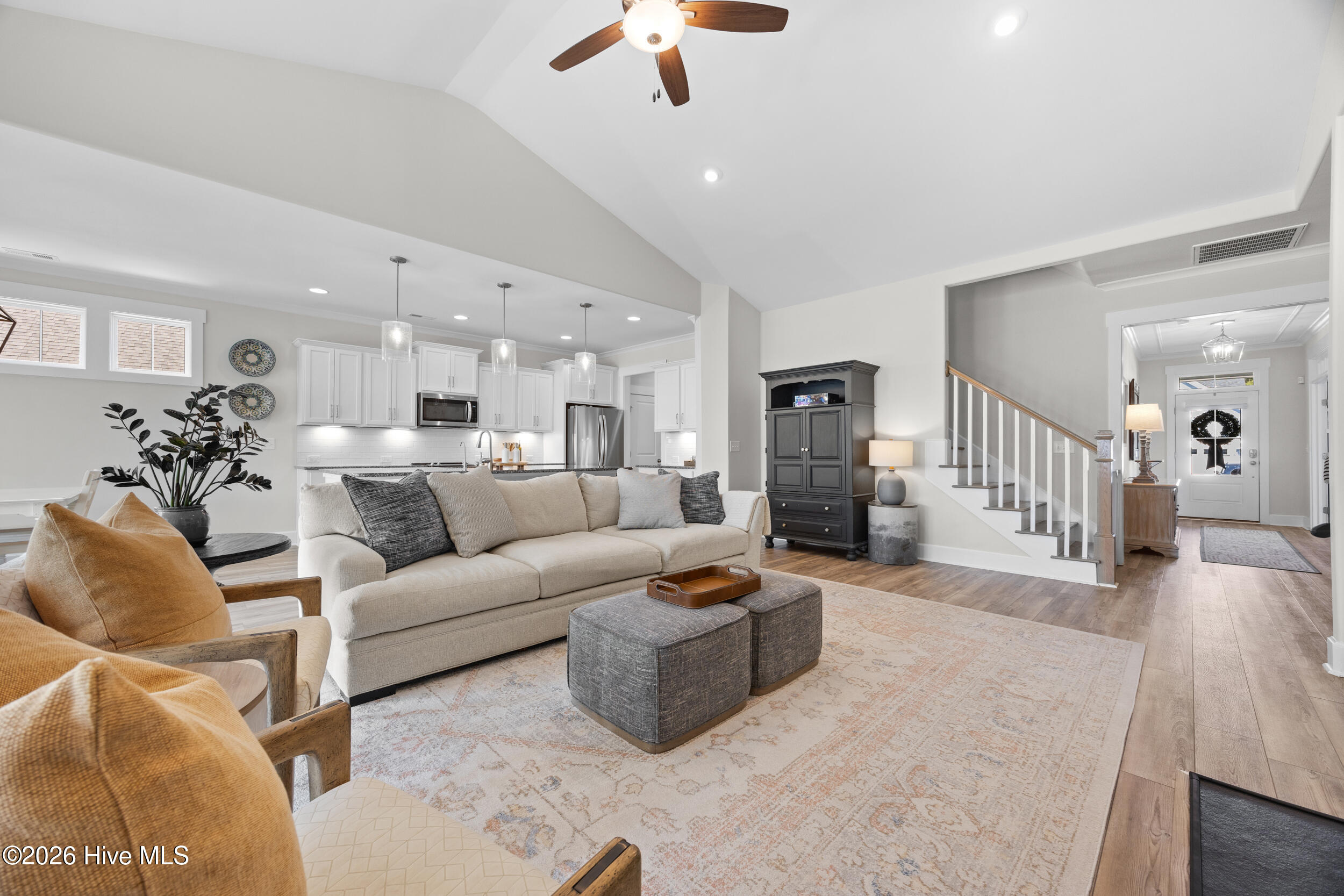 100559680 | Photo 17