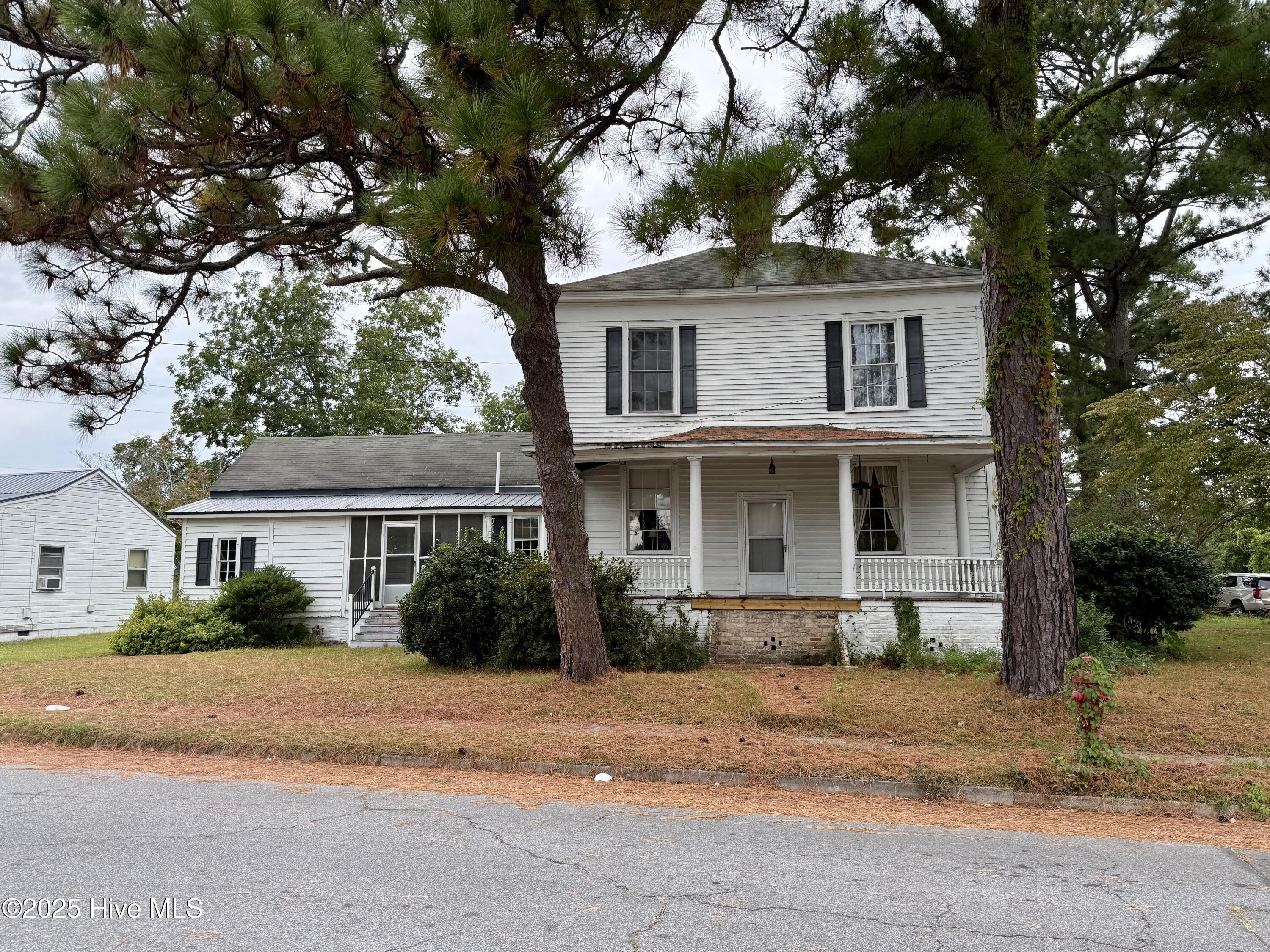 Homes for sale in Williamston, NC | 110 Marshall Ave, Williamston, NC 27892 | MLS# 100533616