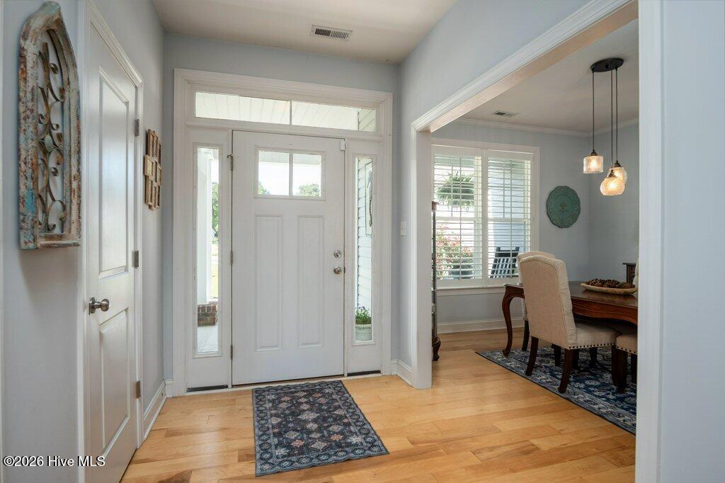 100569625 | Photo 12