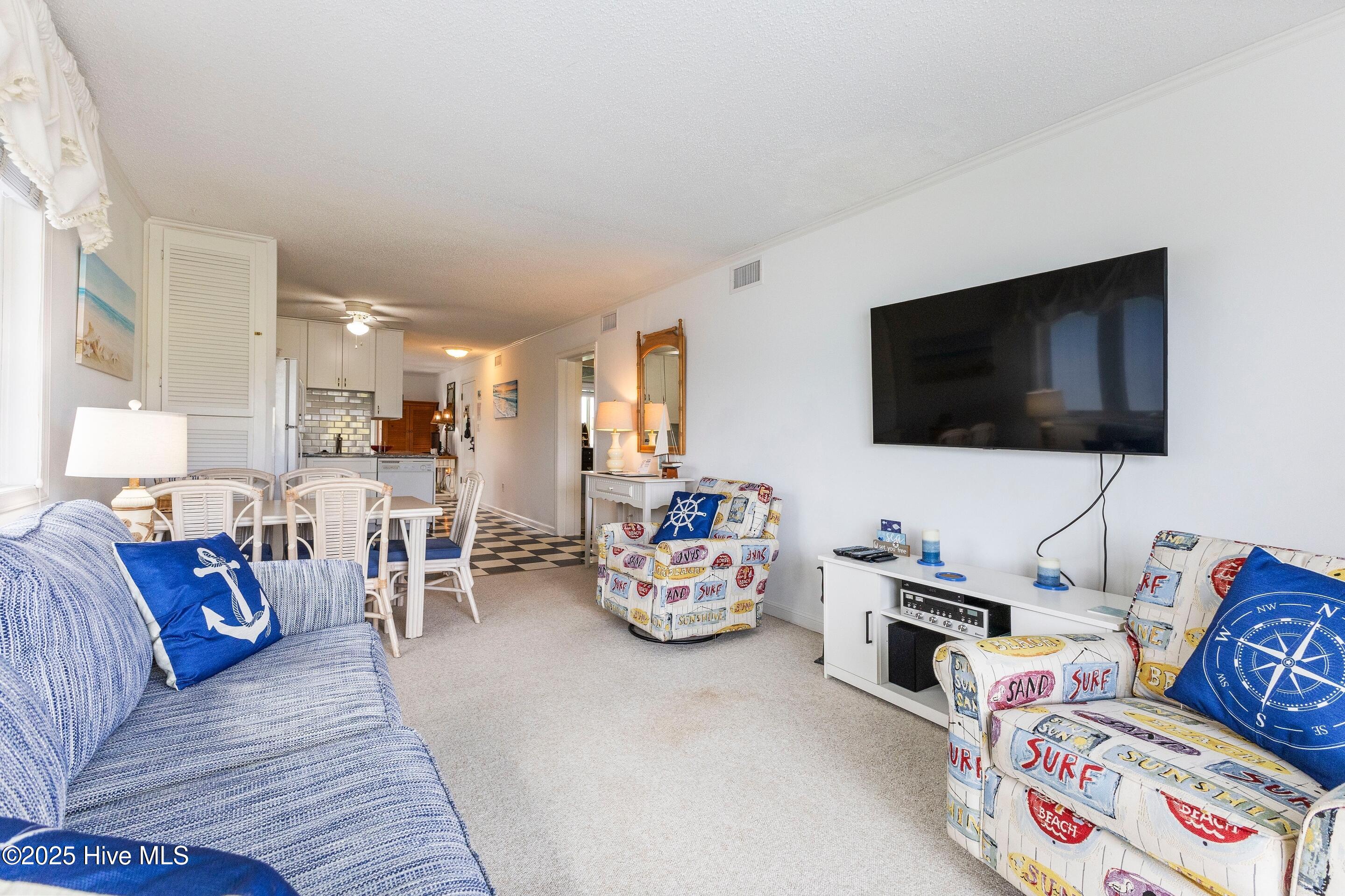 100535531 | Photo 26