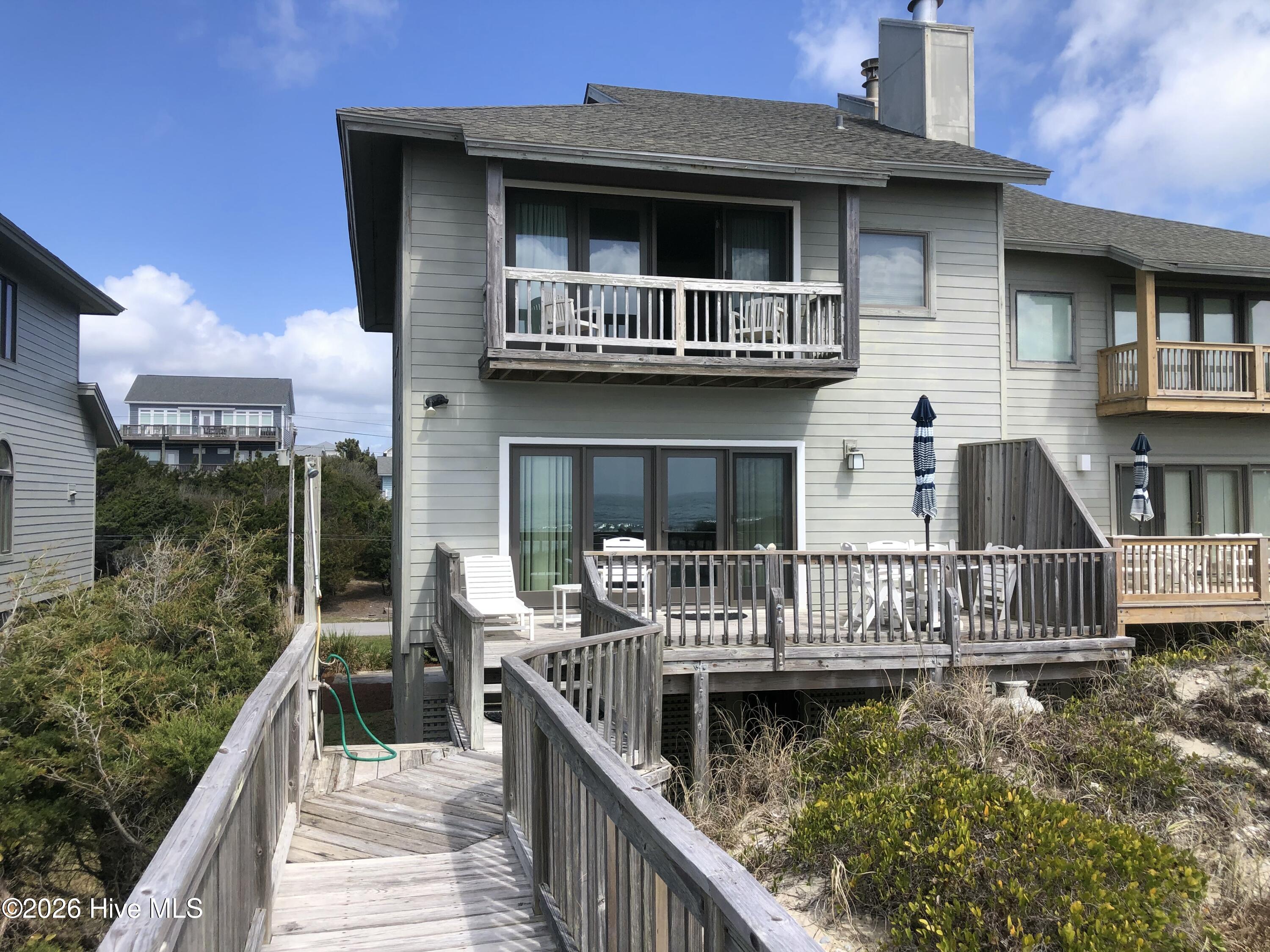 100565006 | Photo 16