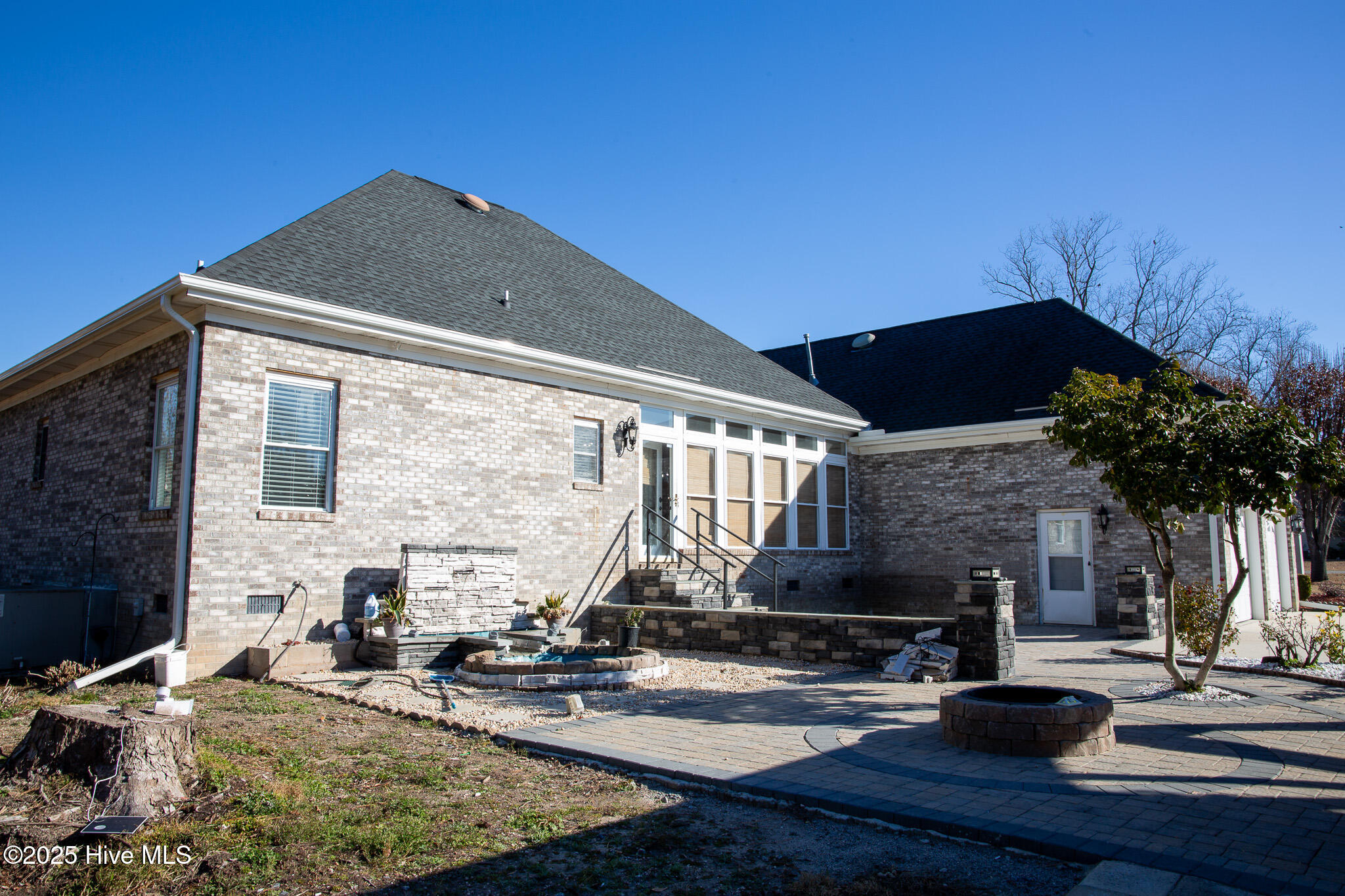 100546342 | Photo 18