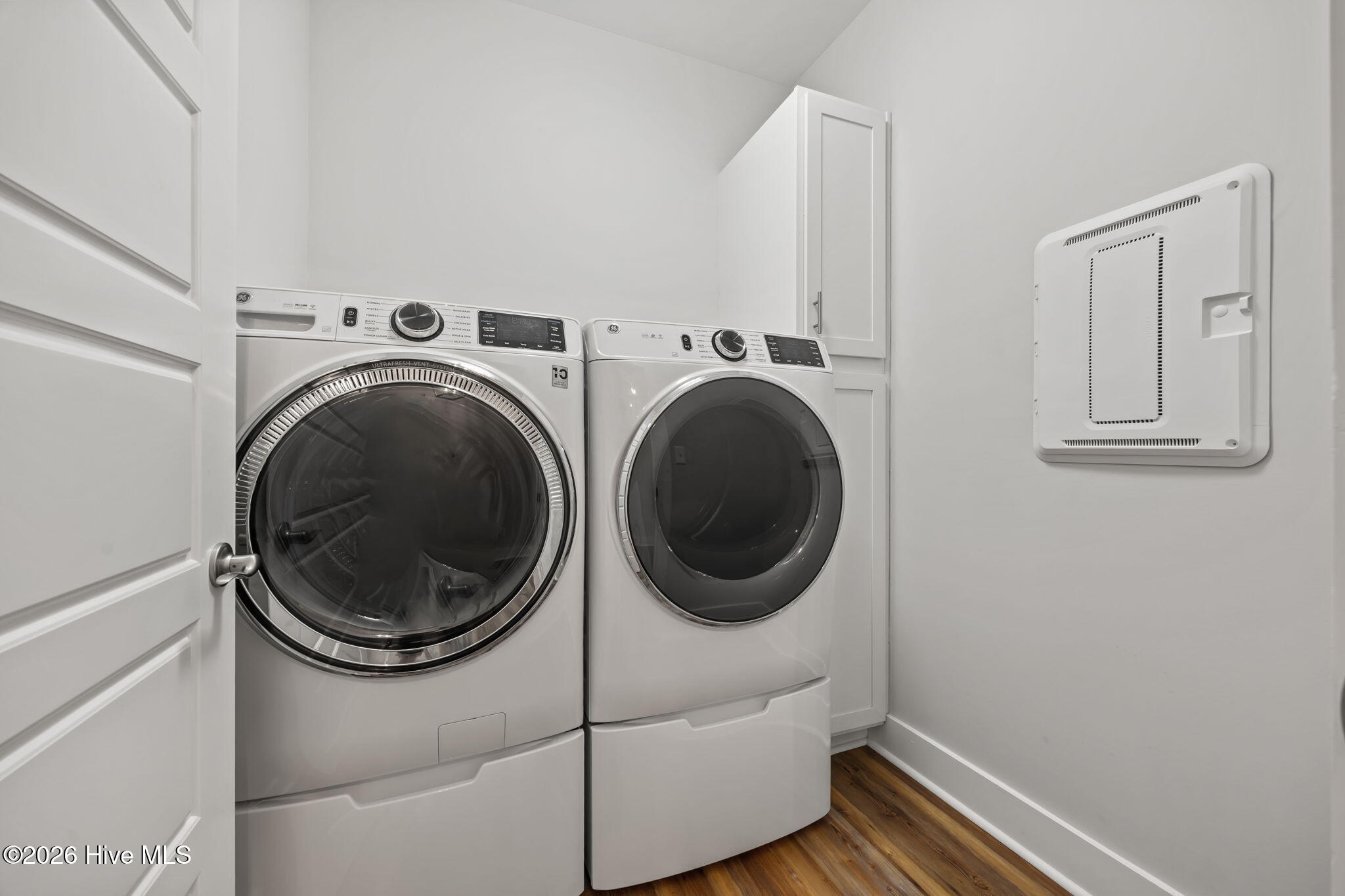 100568104 | Photo 38