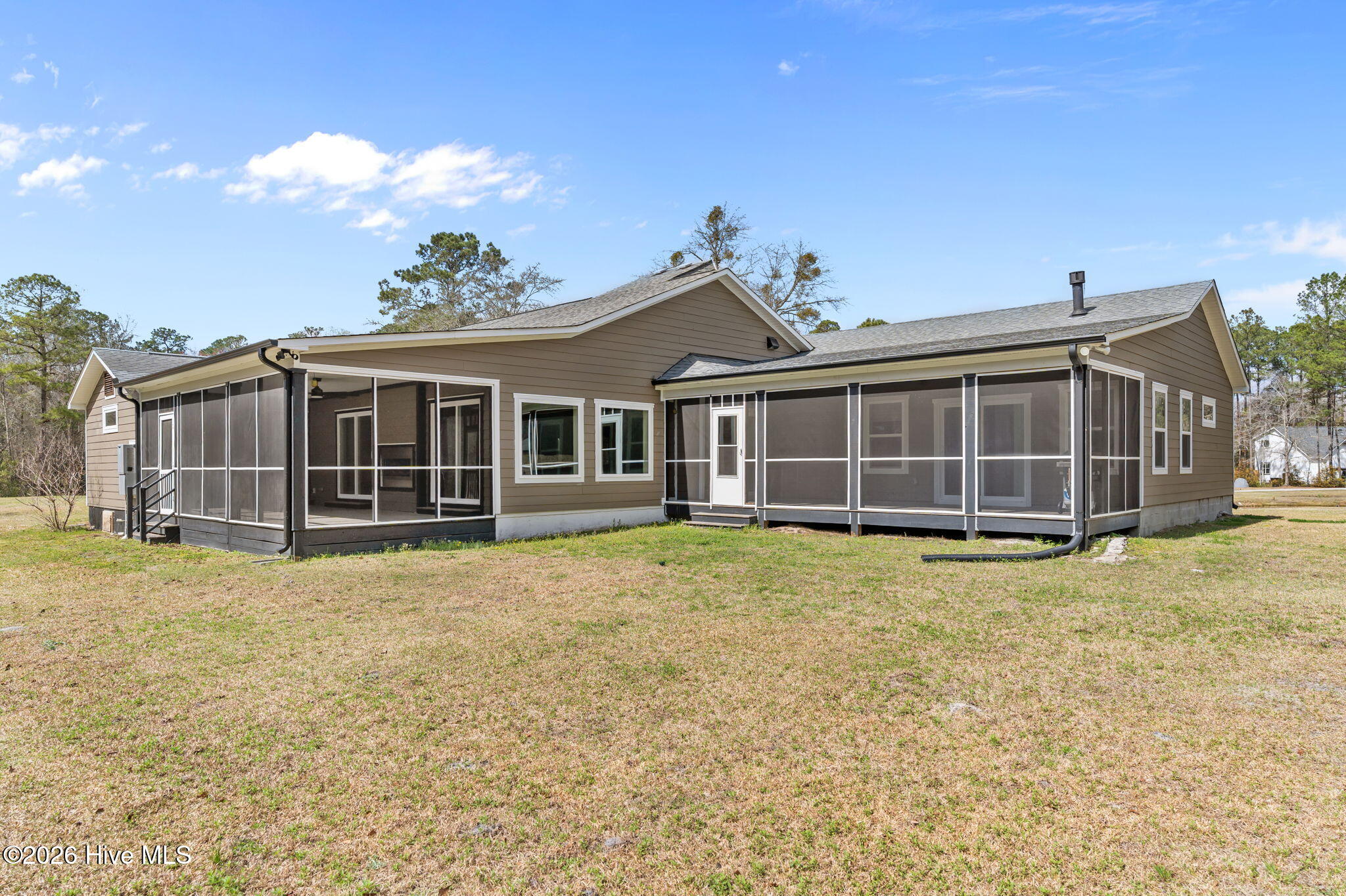 100559500 | Photo 44