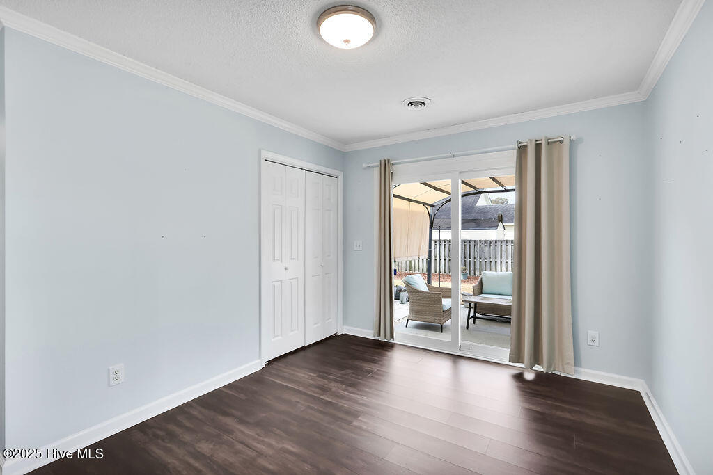 100547758 | Photo 12