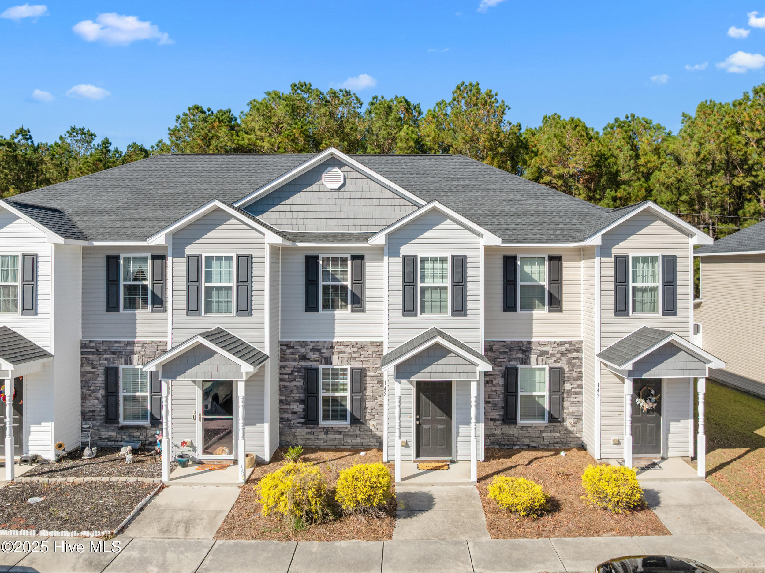 100541514 | Photo 31