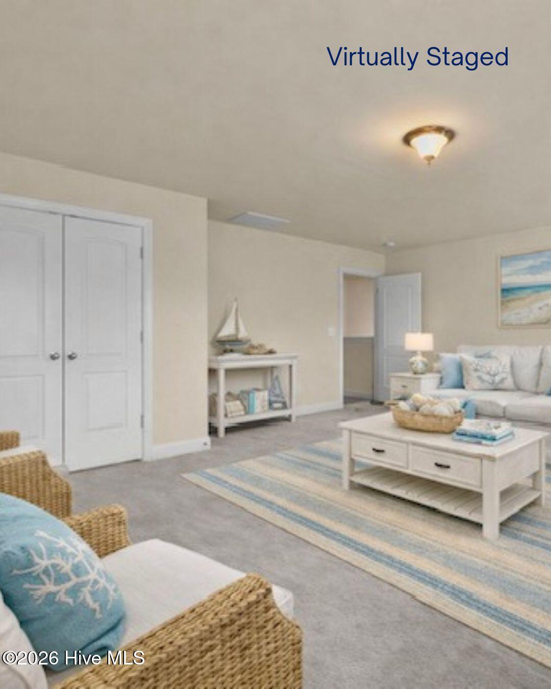 100545403 | Photo 44