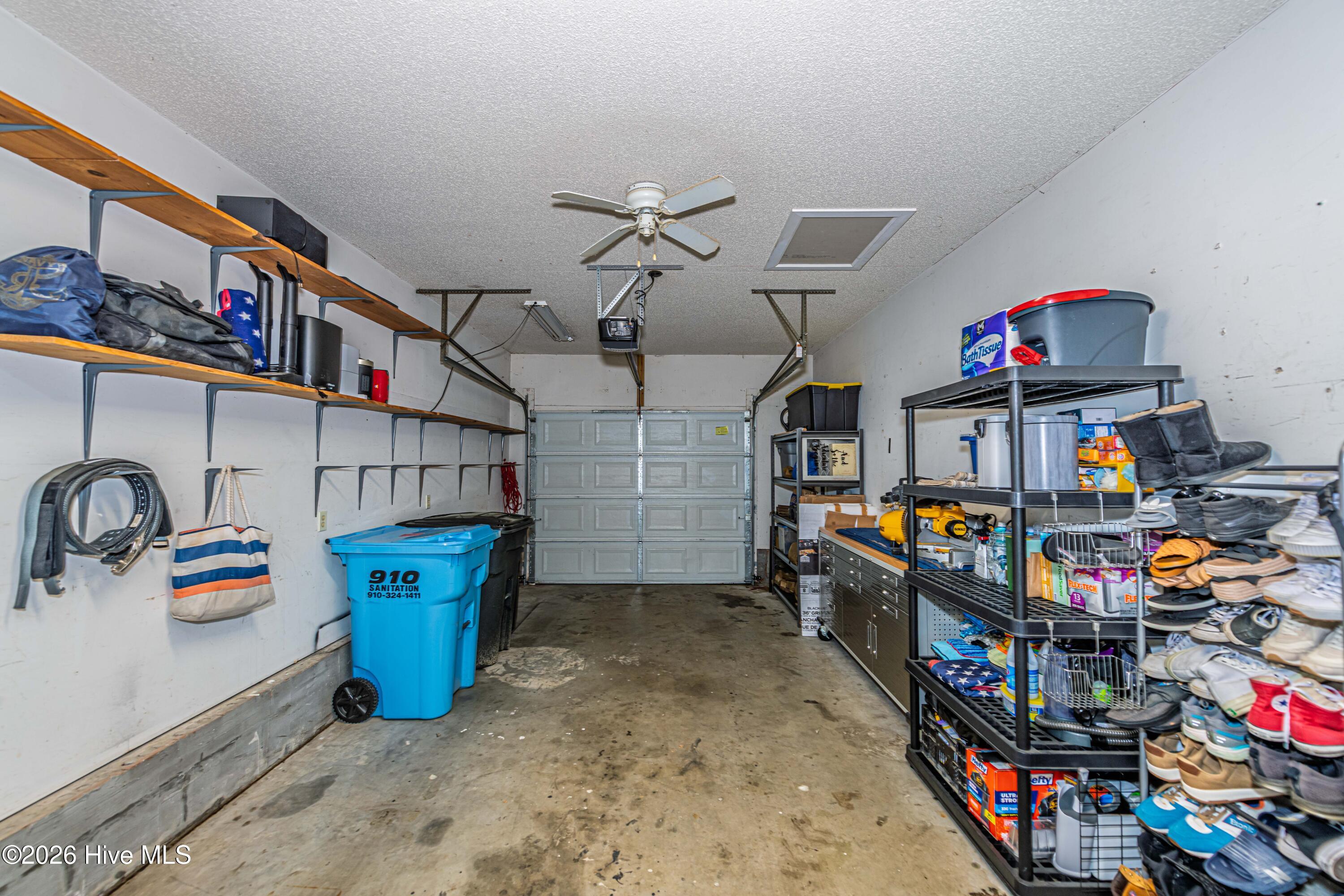 100564633 | Photo 59