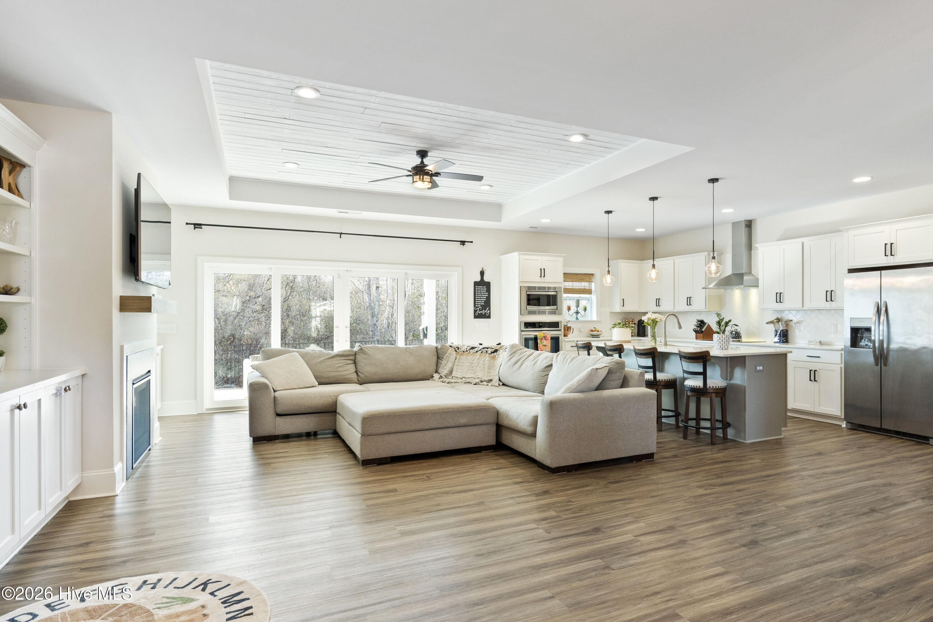 100552467 | Photo 13