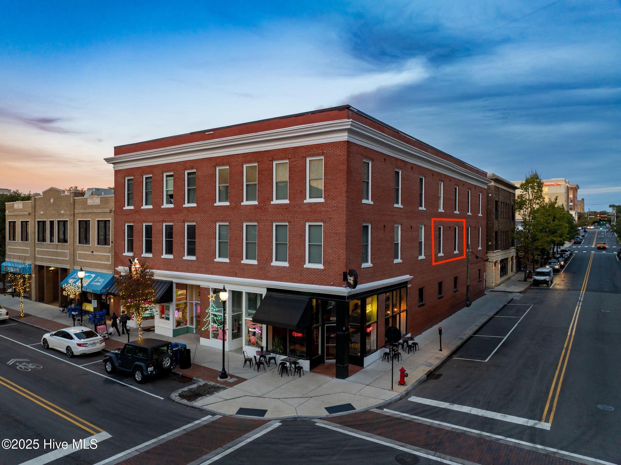 Homes for sale in Wilmington, NC | 304 N Front St #Apt F, Wilmington, NC 28401 | MLS# 100535047