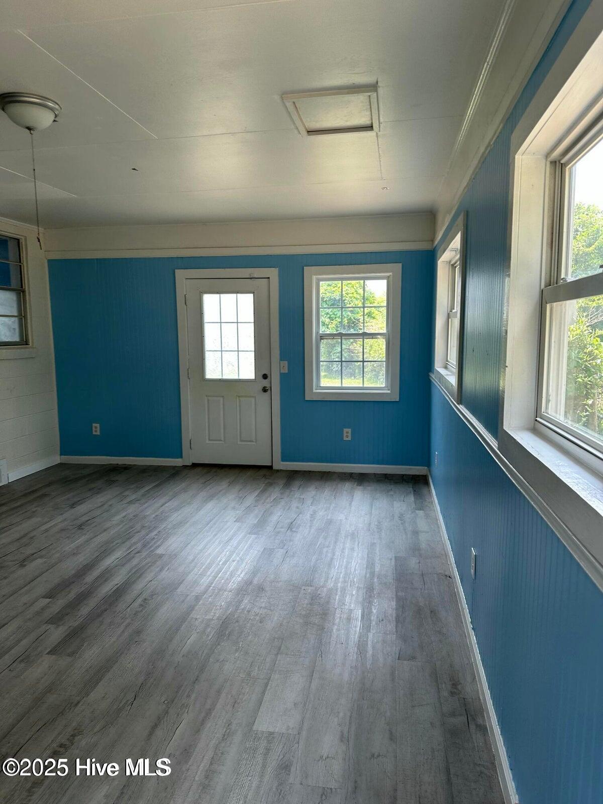 100526094 | Photo 13