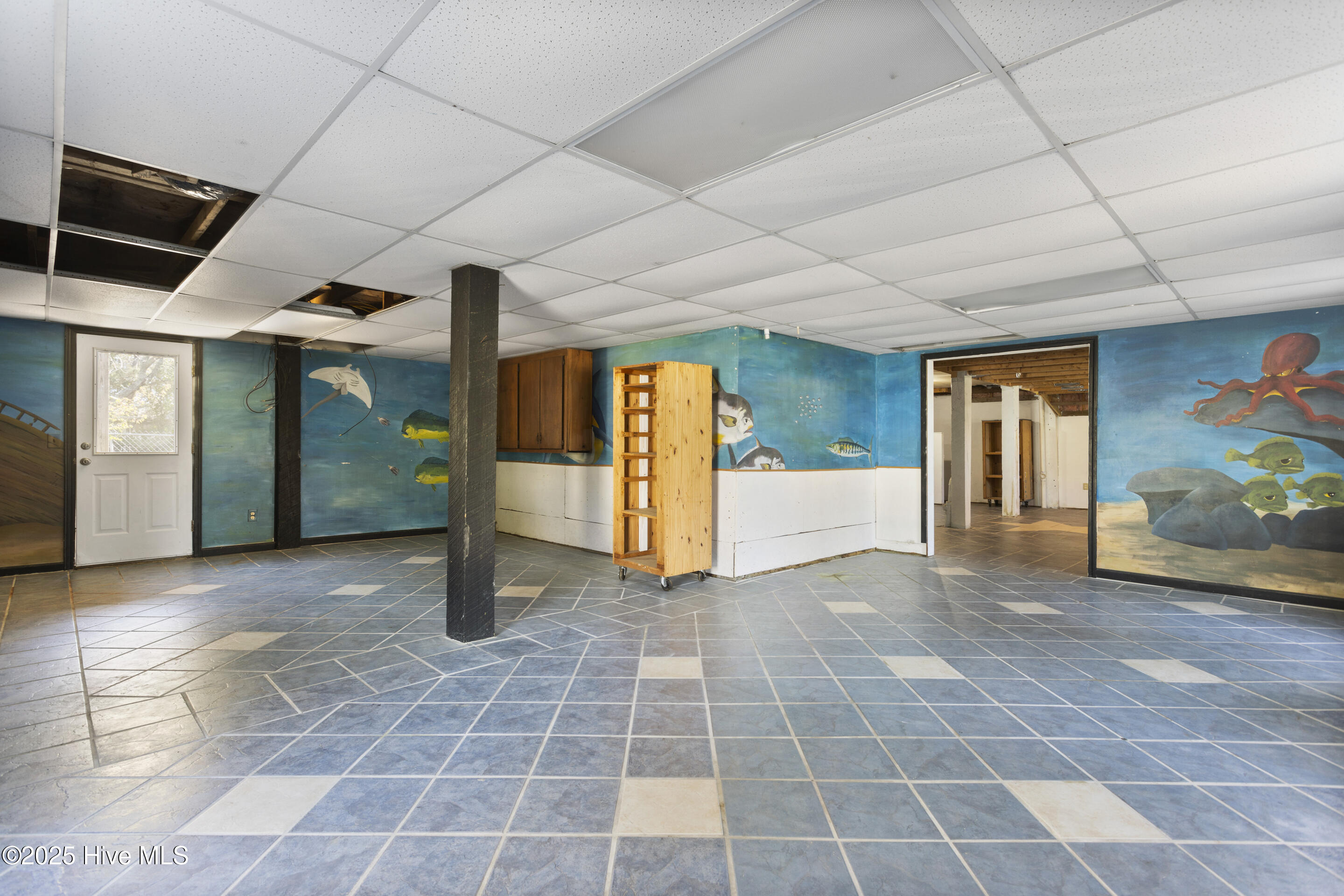 100548338 | Photo 39