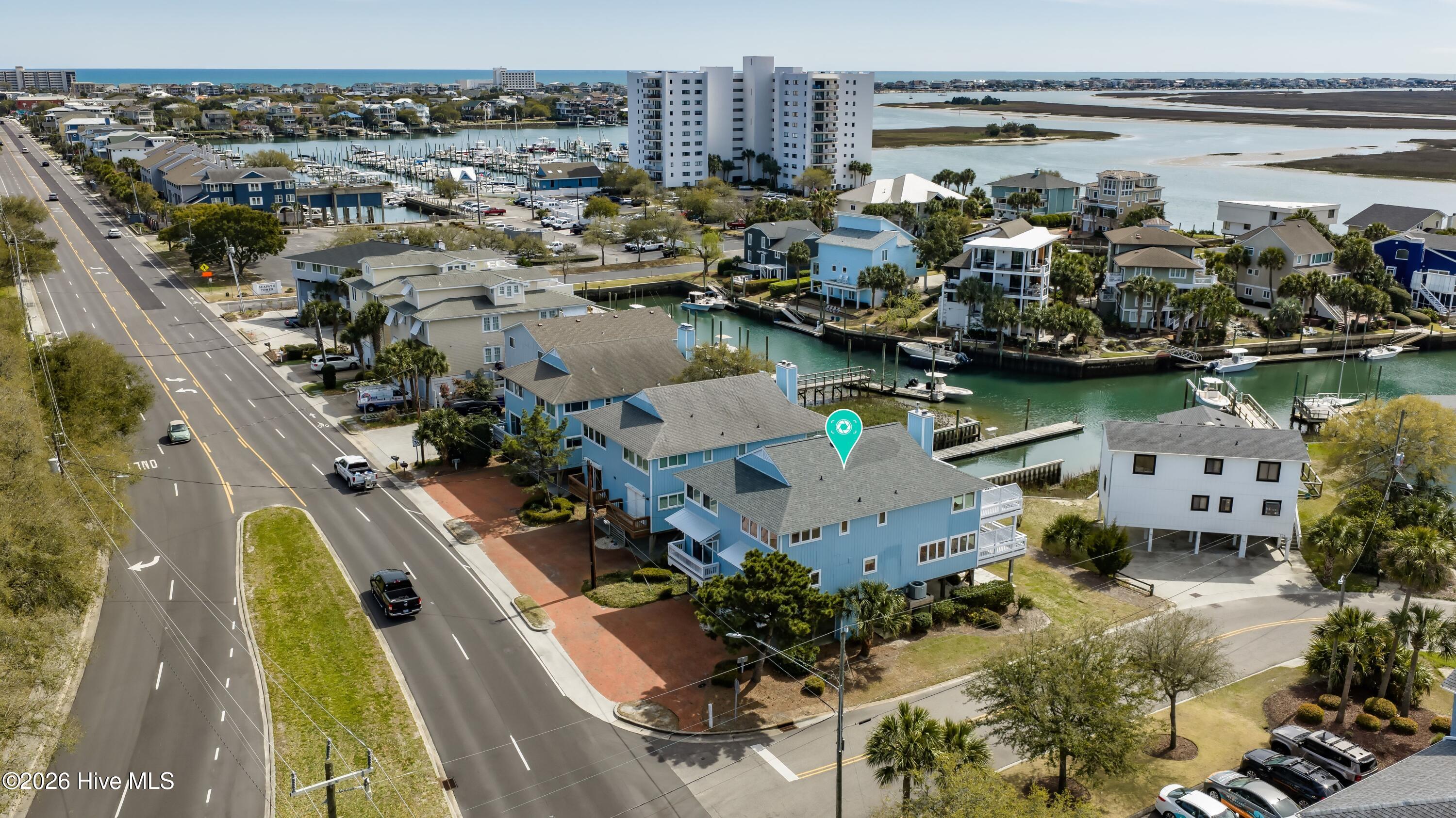 100561645 | Photo 44