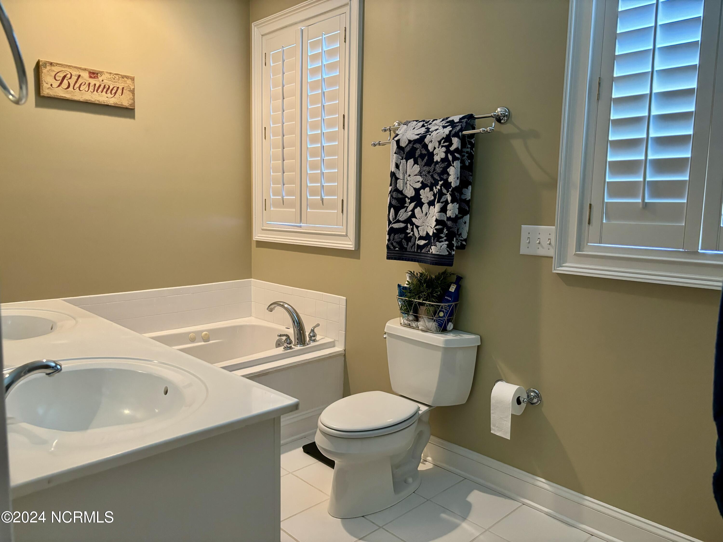 100544447 | Photo 14