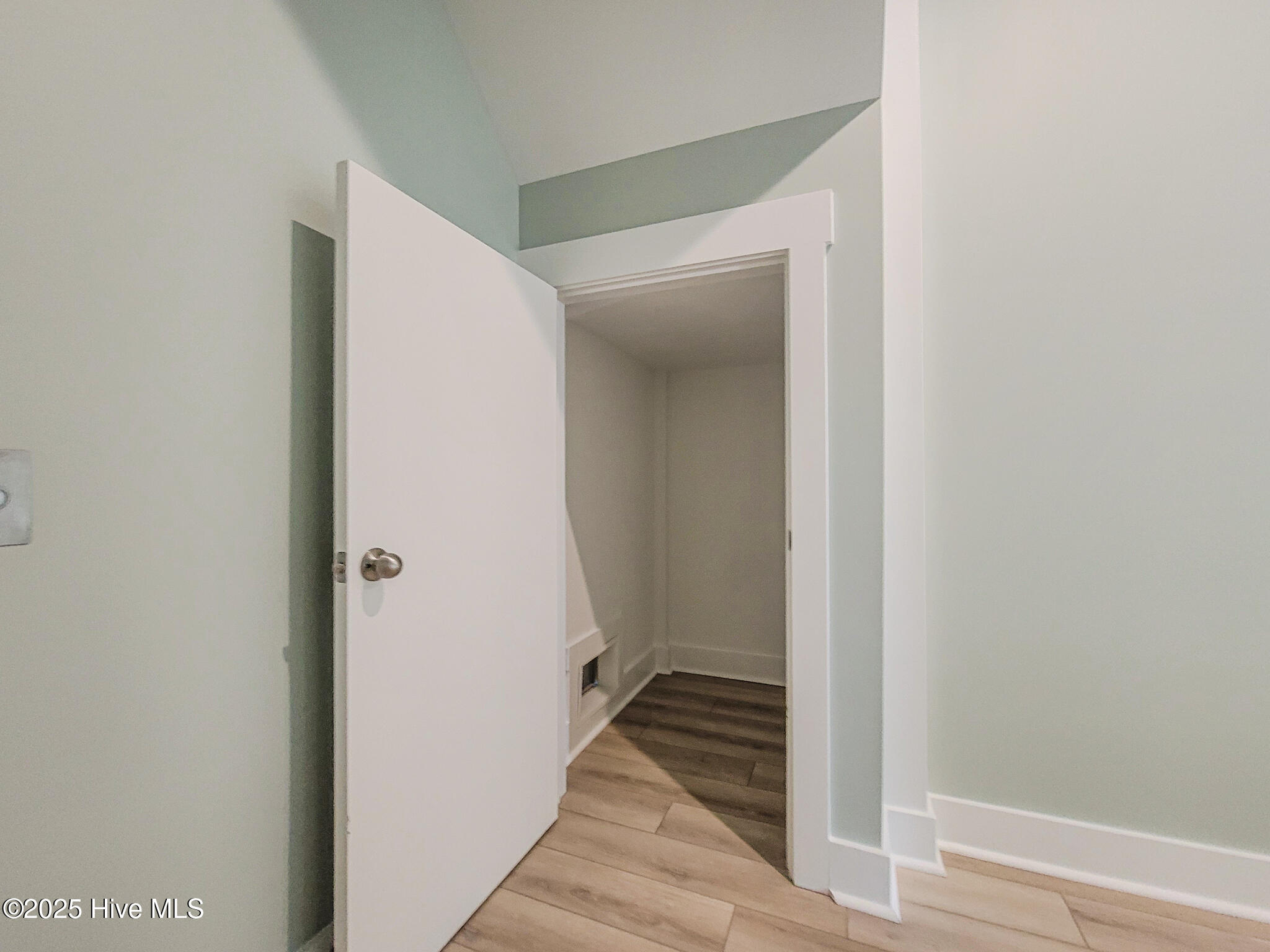 100517147 | Photo 42