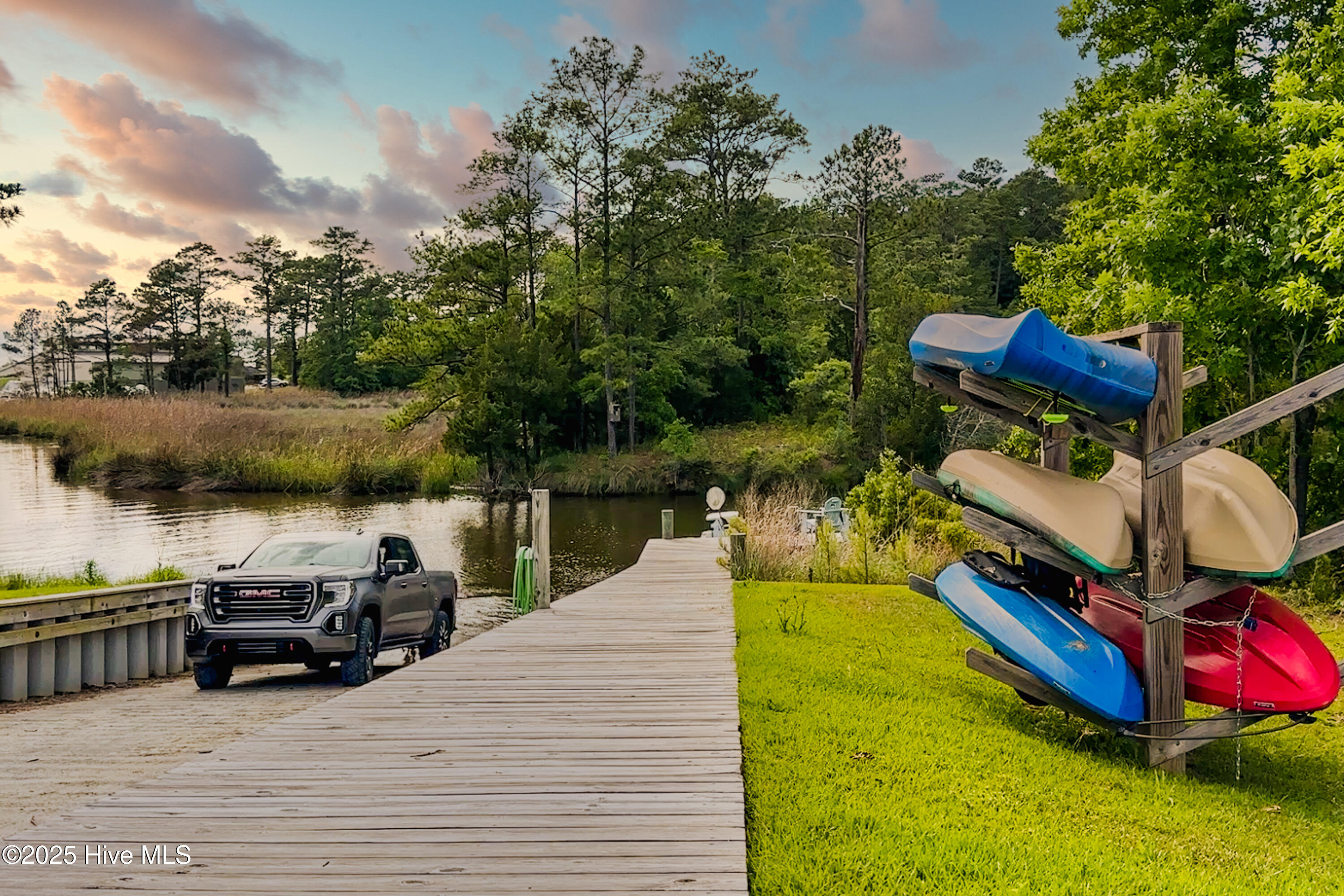 1054 Mill Creek Drive,Minnesott Beach