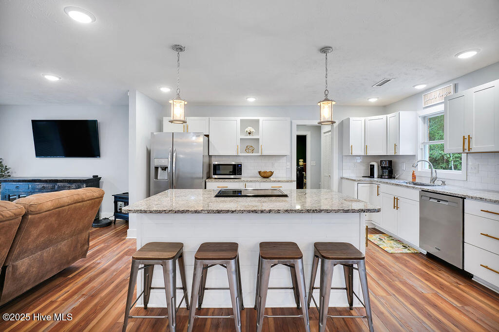 100539374 | Photo 12