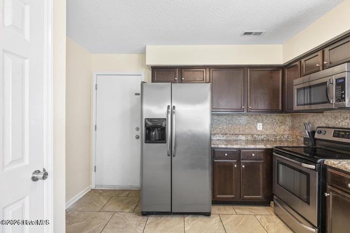 2039 Hunters Ridge Drive,Midway Park