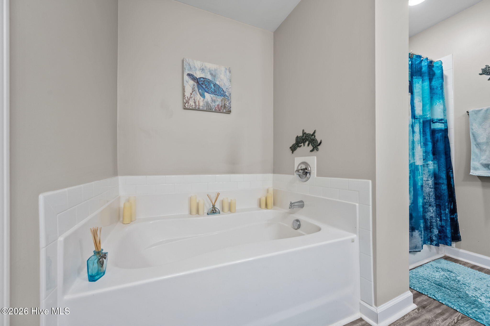 100558417 | Photo 18