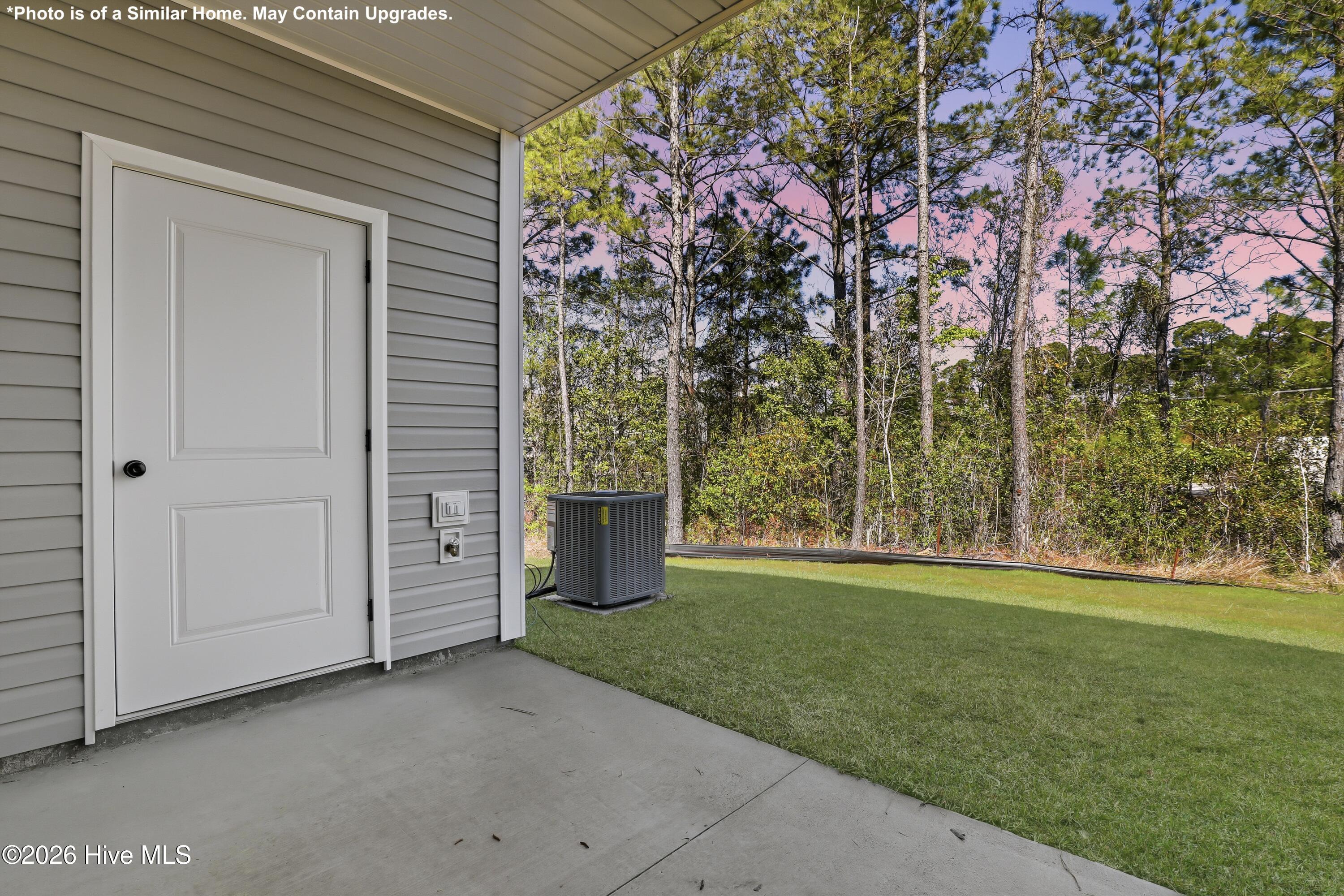 100537568 | Photo 33