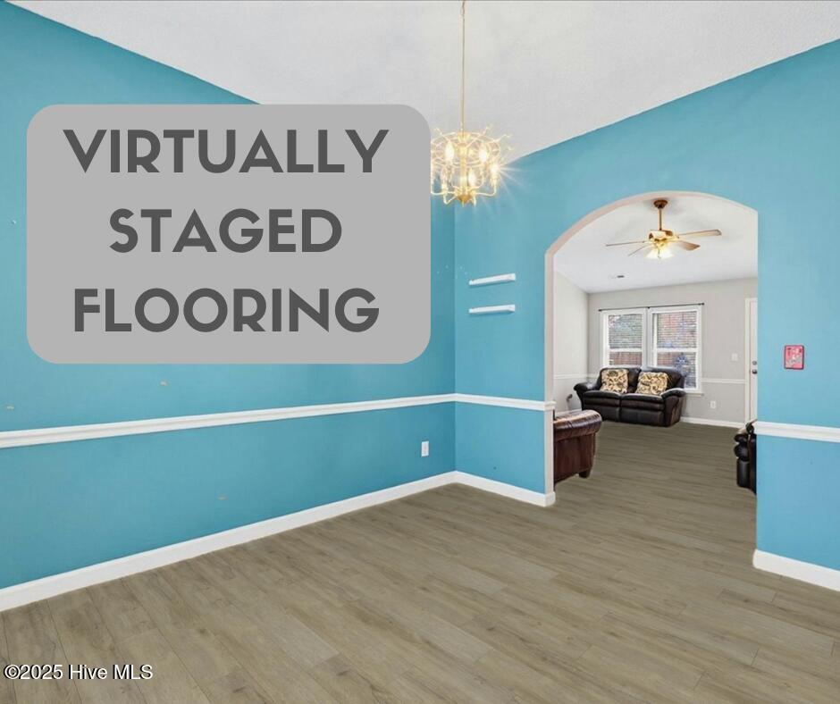 100543204 | Photo 34