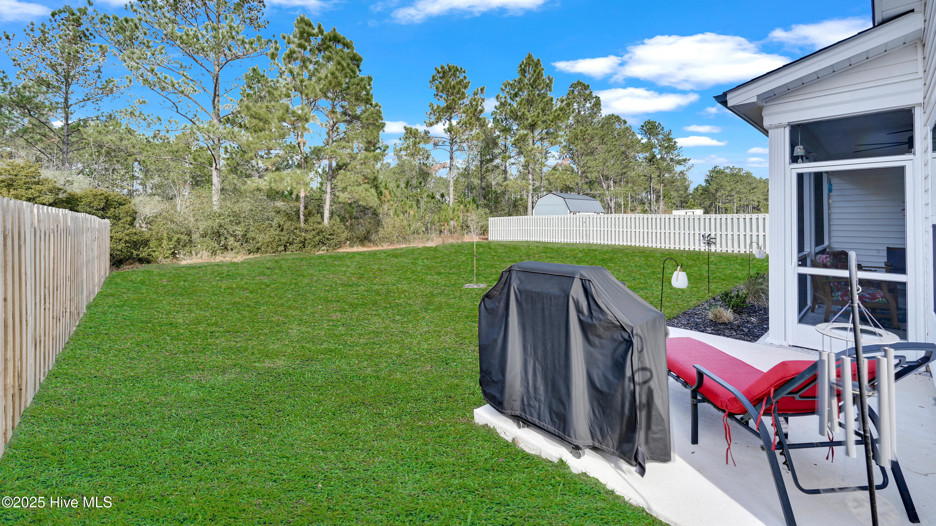 100542865 | Photo 49