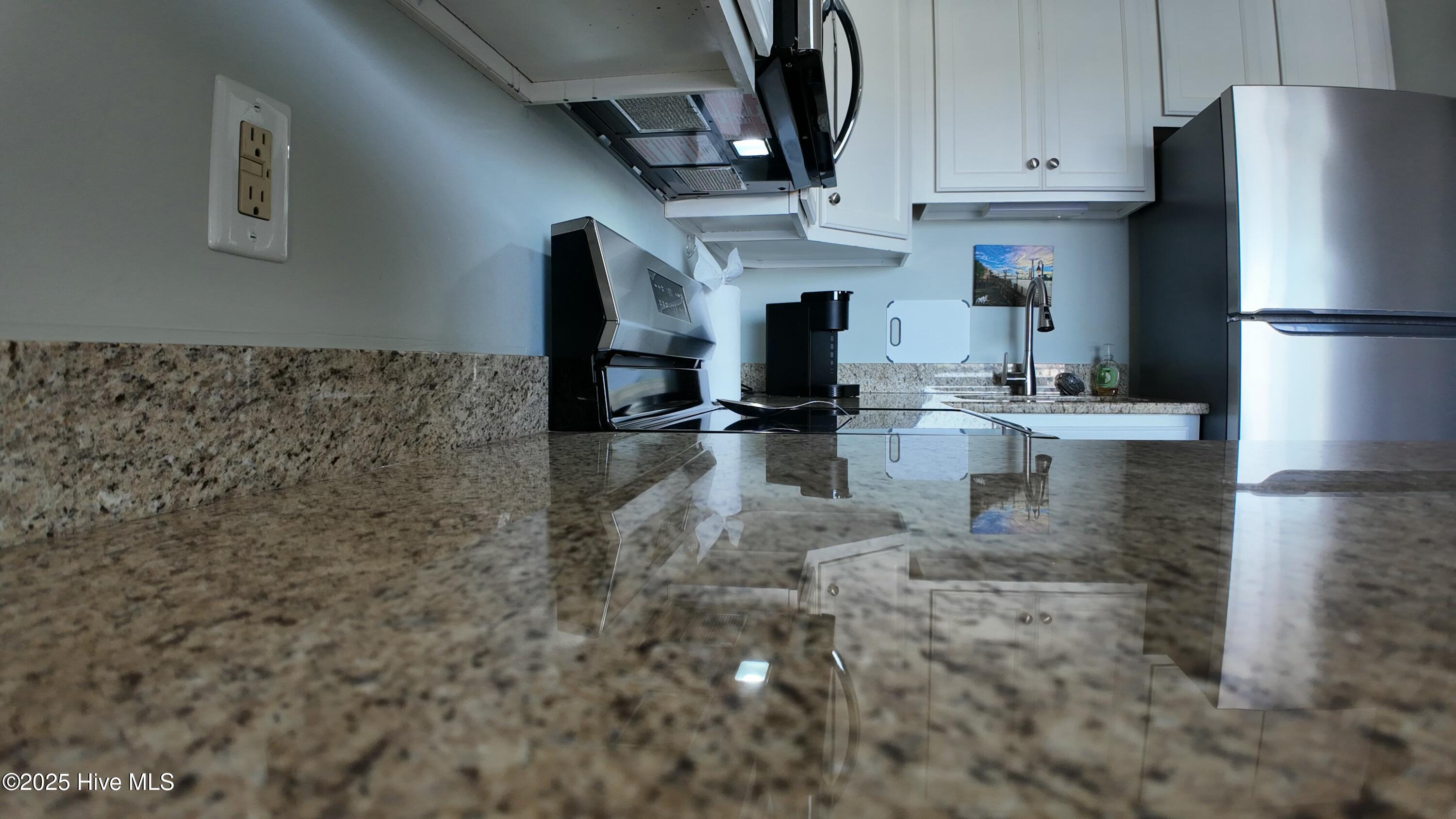 100500705 | Photo 18