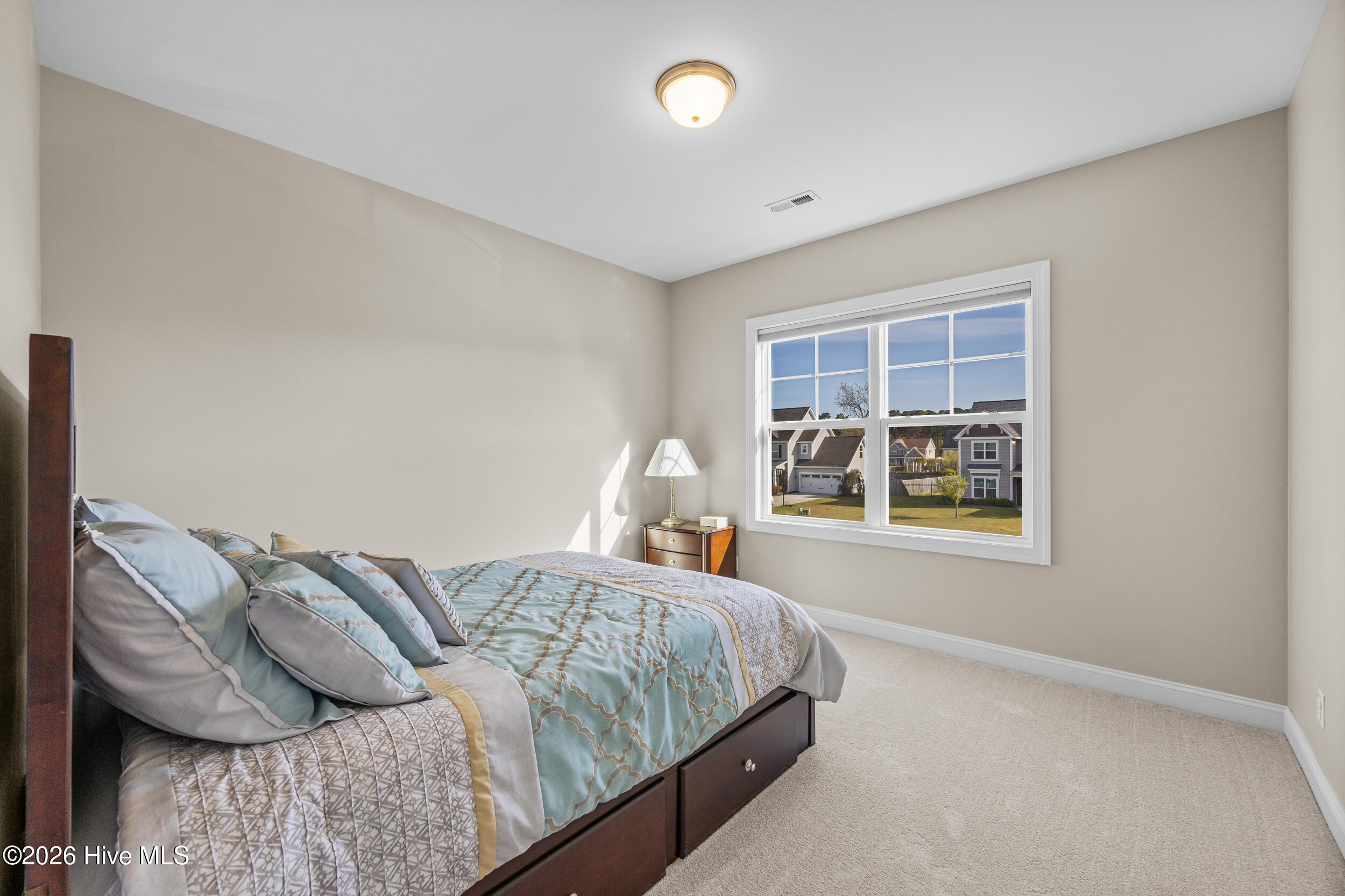 100564750 | Photo 13