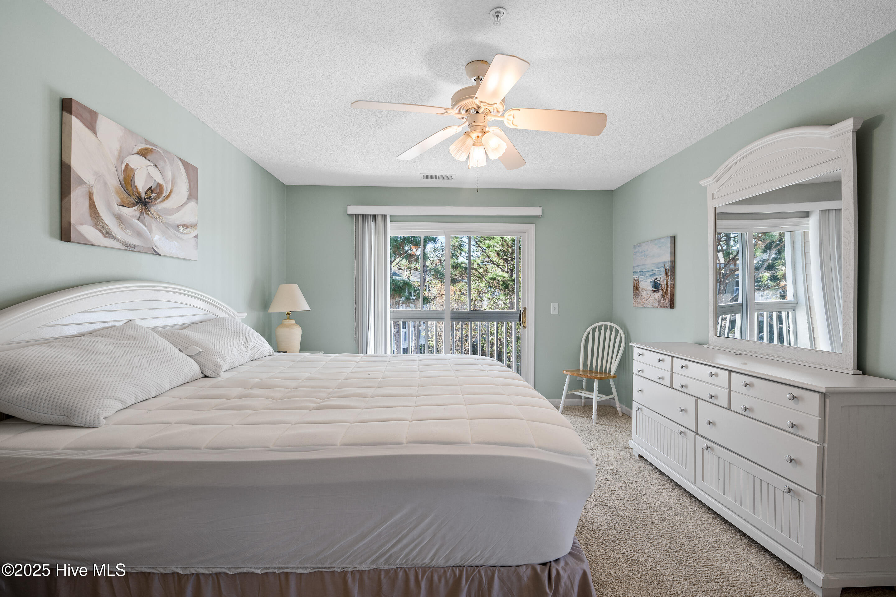 100524723 | Photo 16