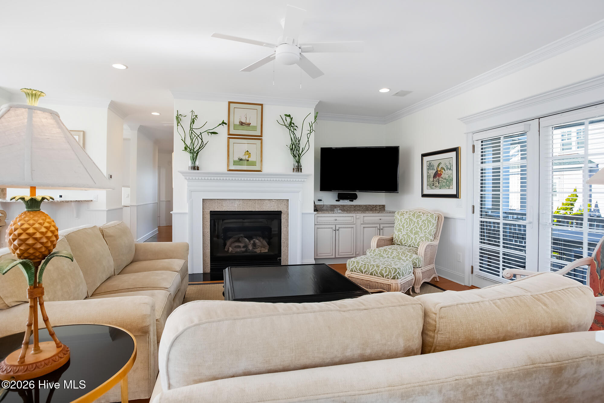 100555453 | Photo 12