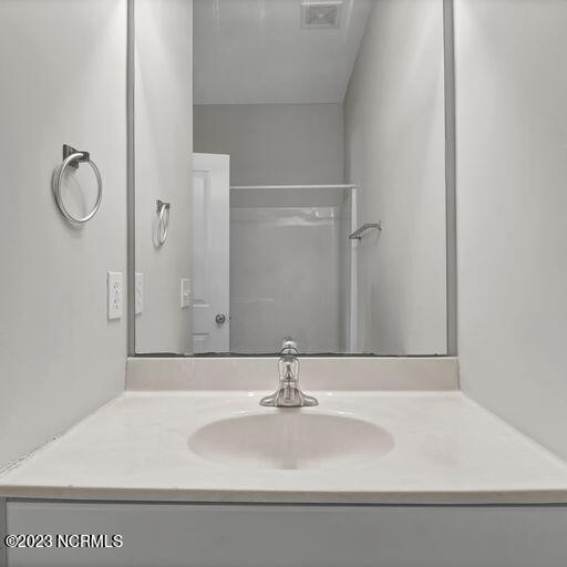 100584656 | Photo 23