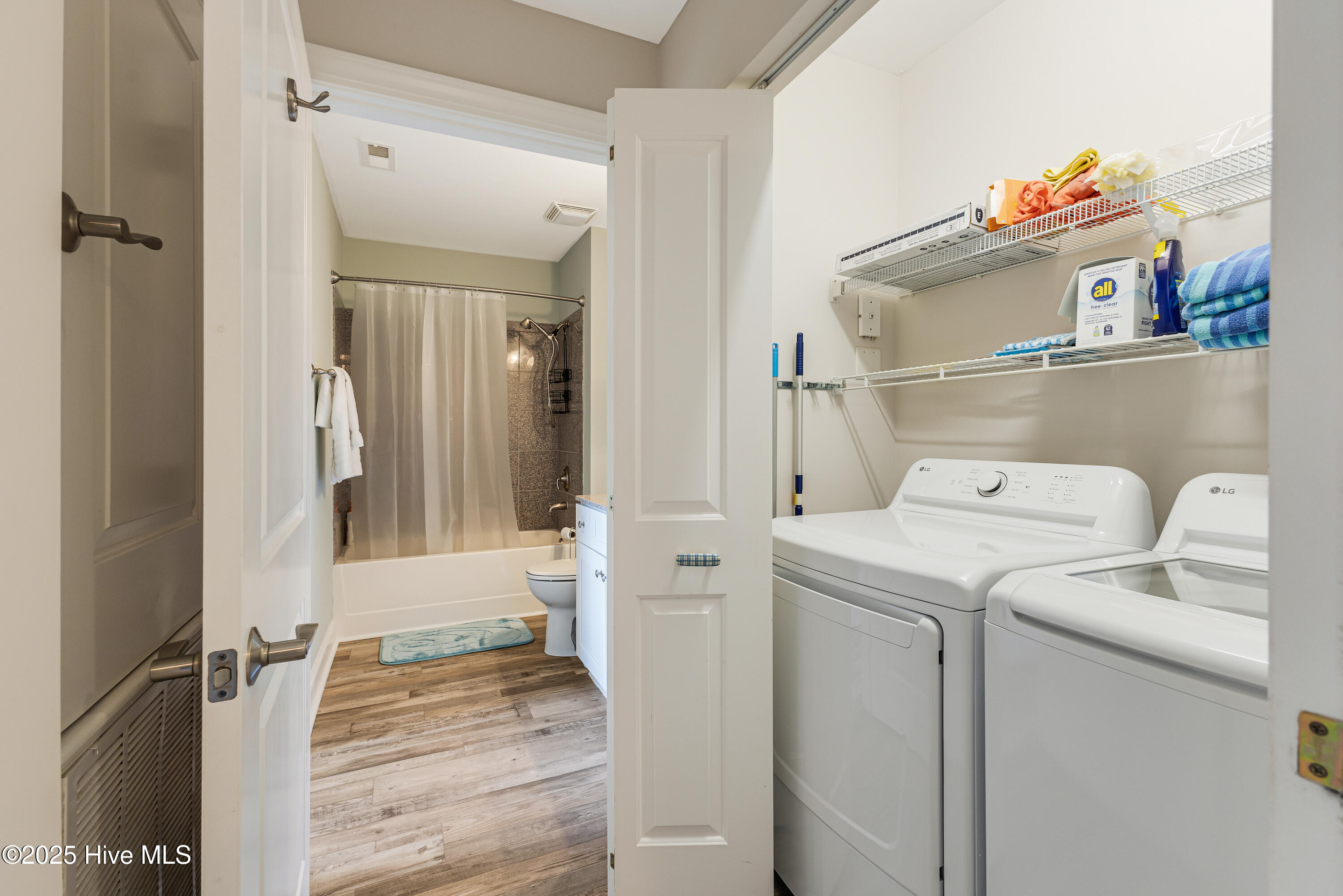 100558895 | Photo 36