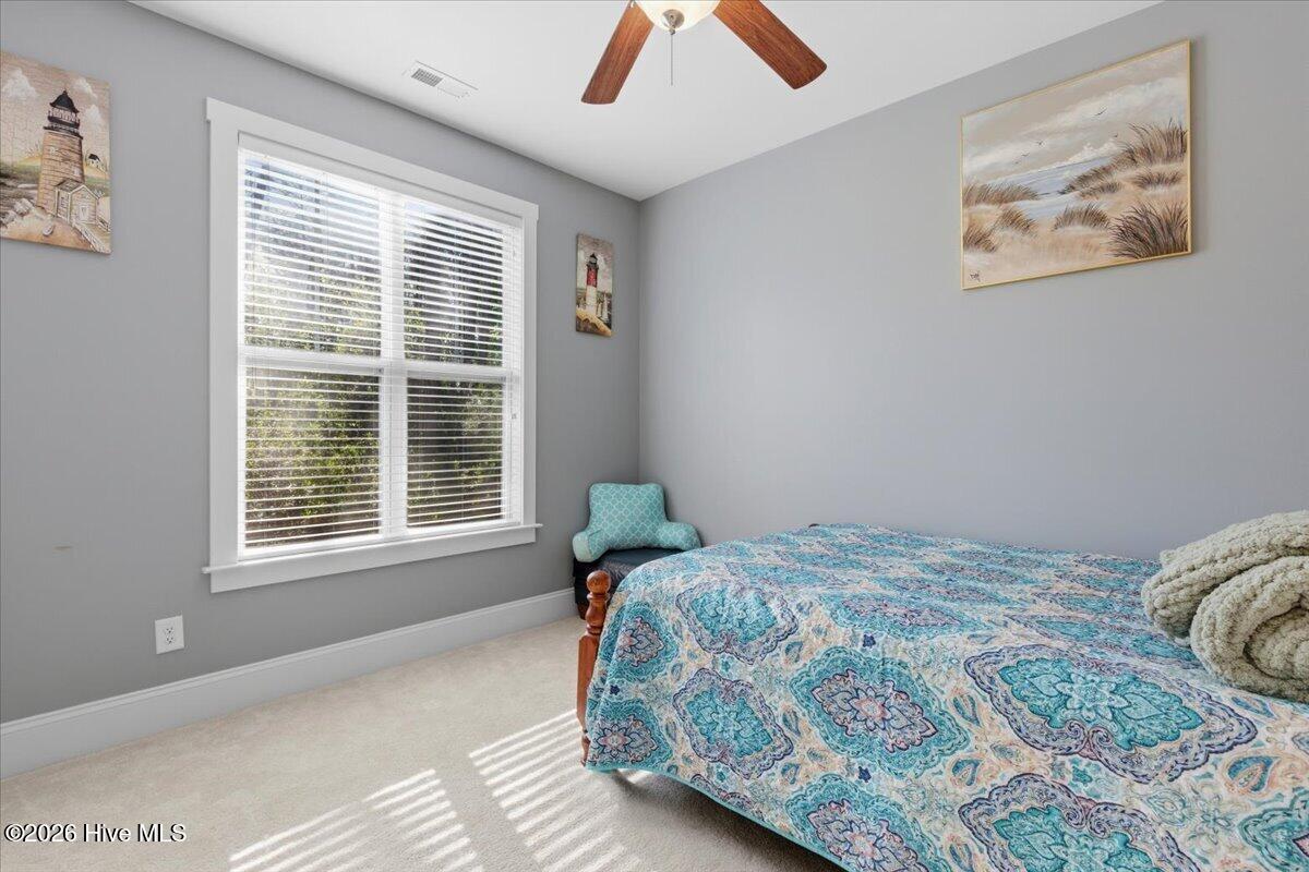 100568053 | Photo 25