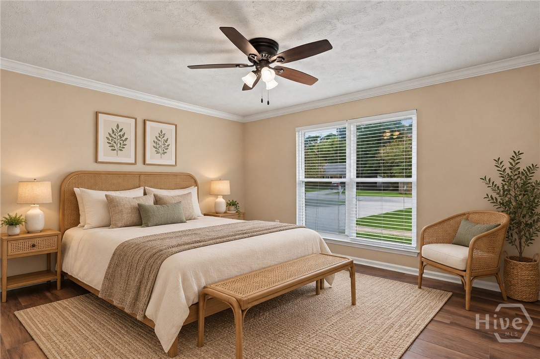 210 Treasure Loop