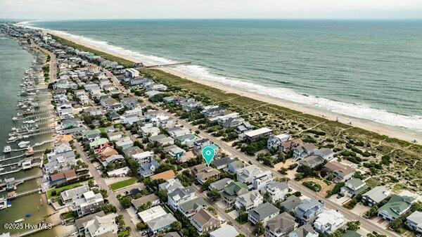 100525301 | Photo 61