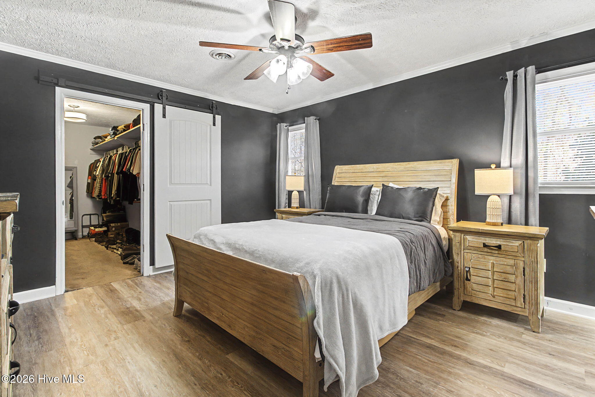 100551680 | Photo 19