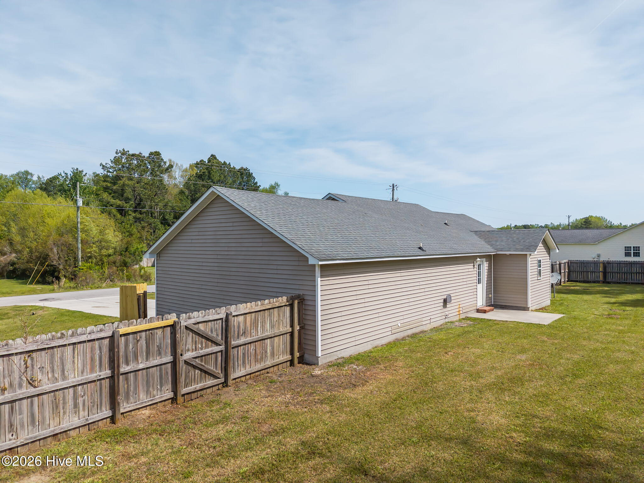 100565884 | Photo 37