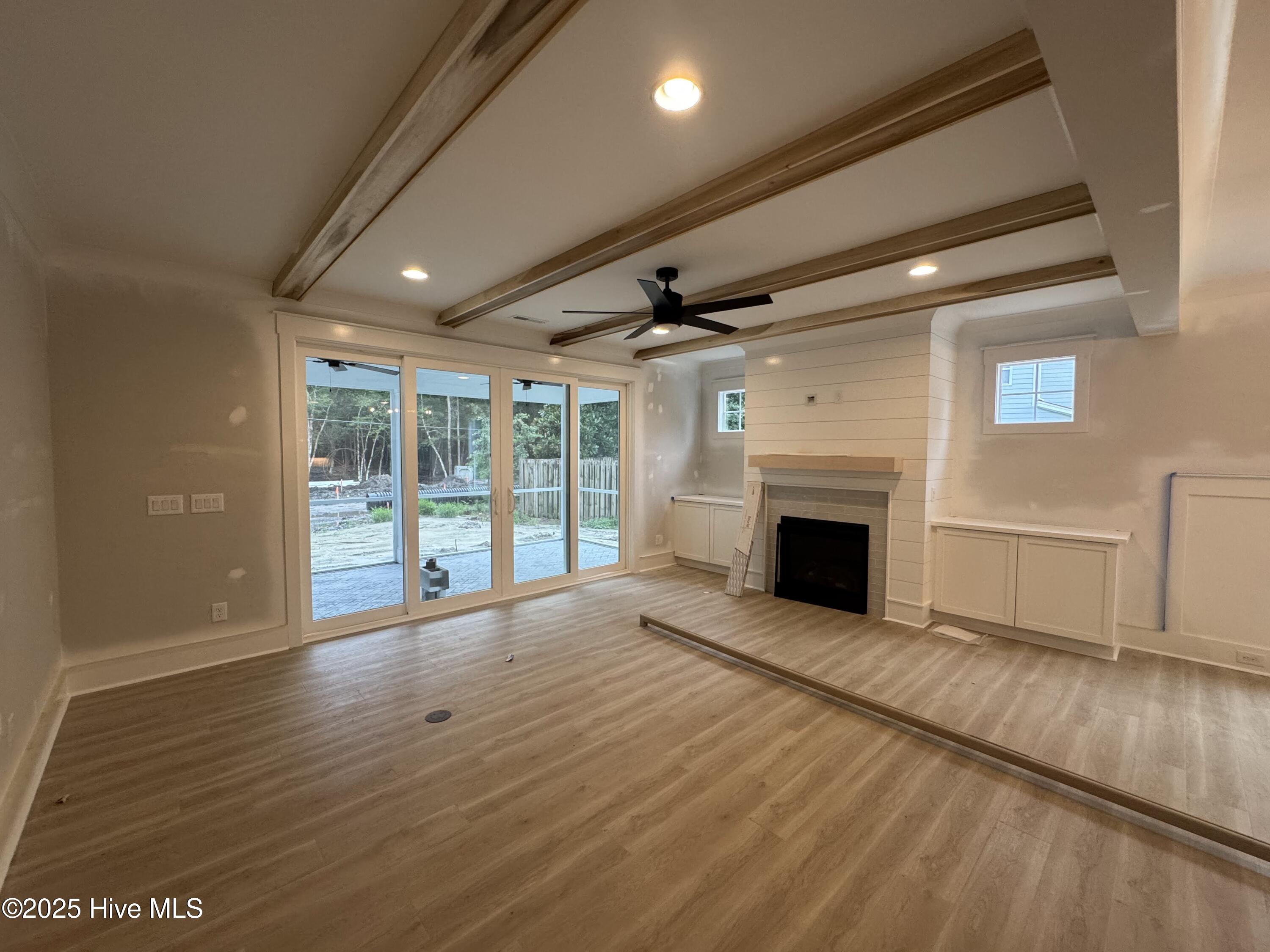 8136 Saltcedar Drive, Wilmington, NC 28411 – photo 4: Great Room