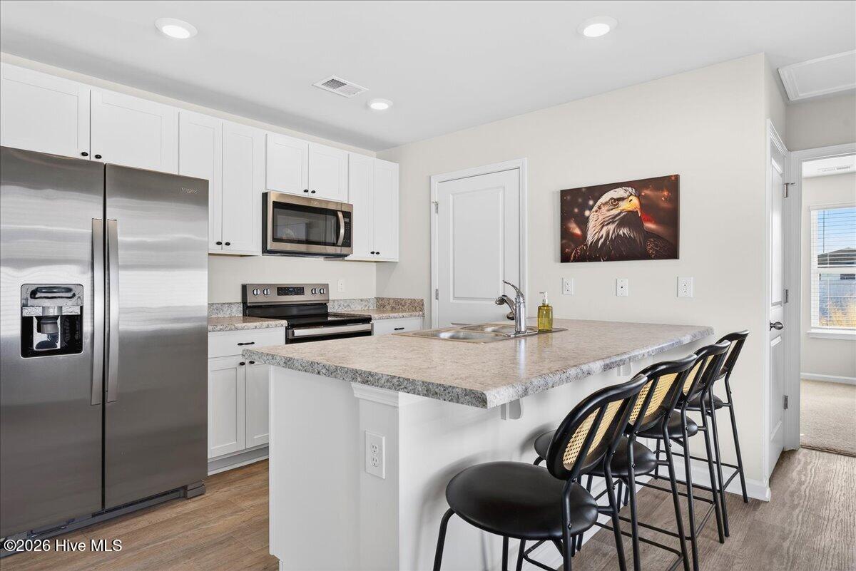 100550765 | Photo 11