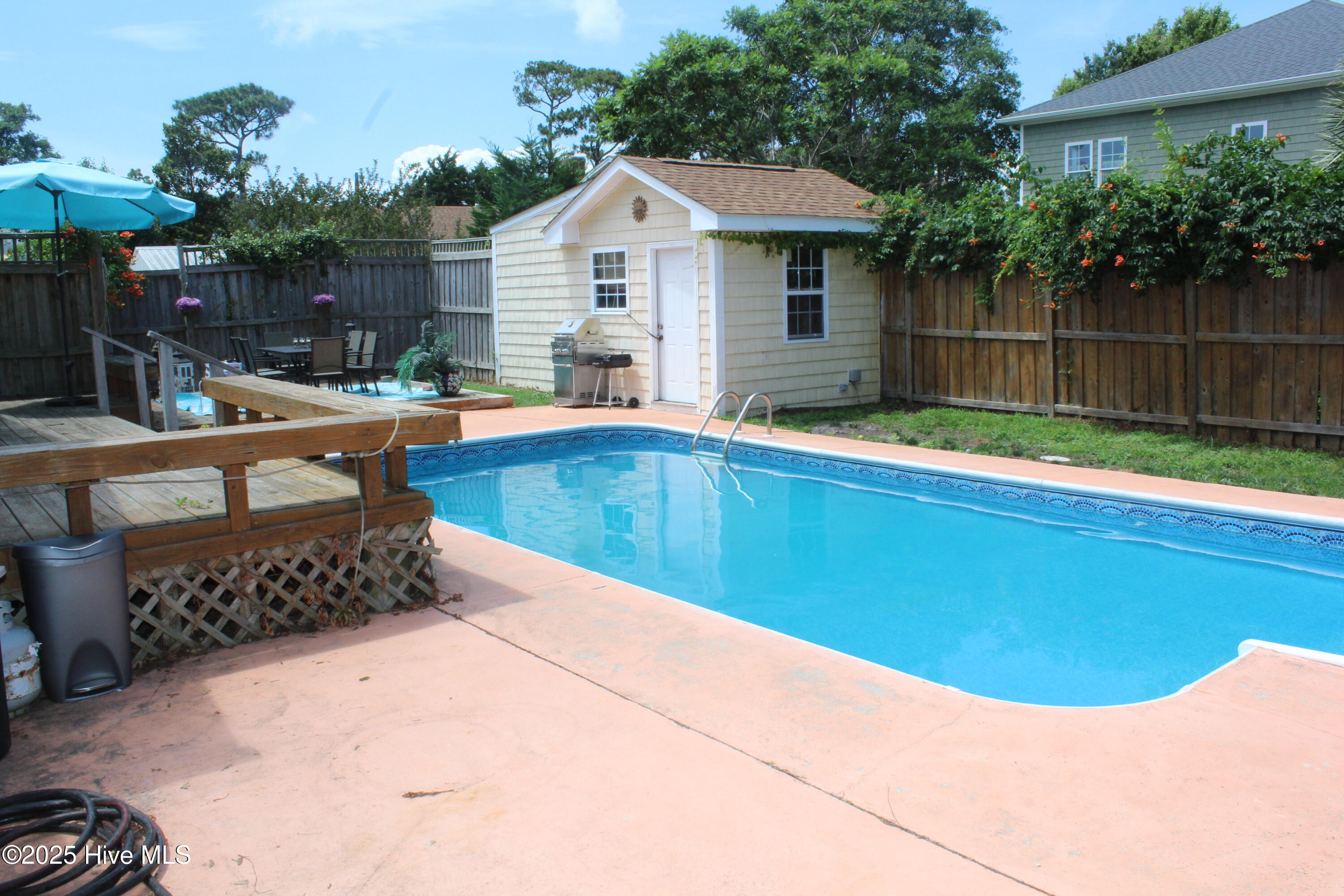 504 Greenville Avenue, Carolina Beach, NC 28428 – photo 22: IMG_9582