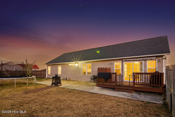 100550843 | Photo 22