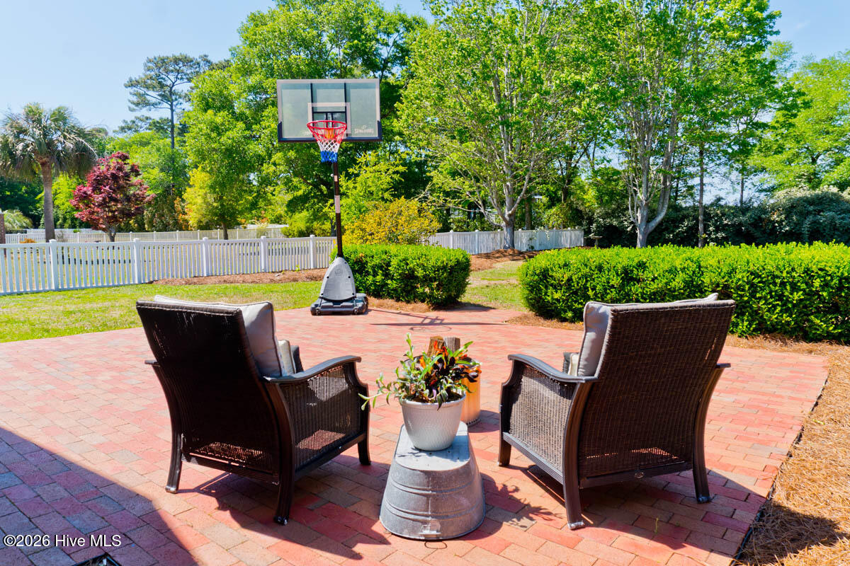 100569264 | Photo 27