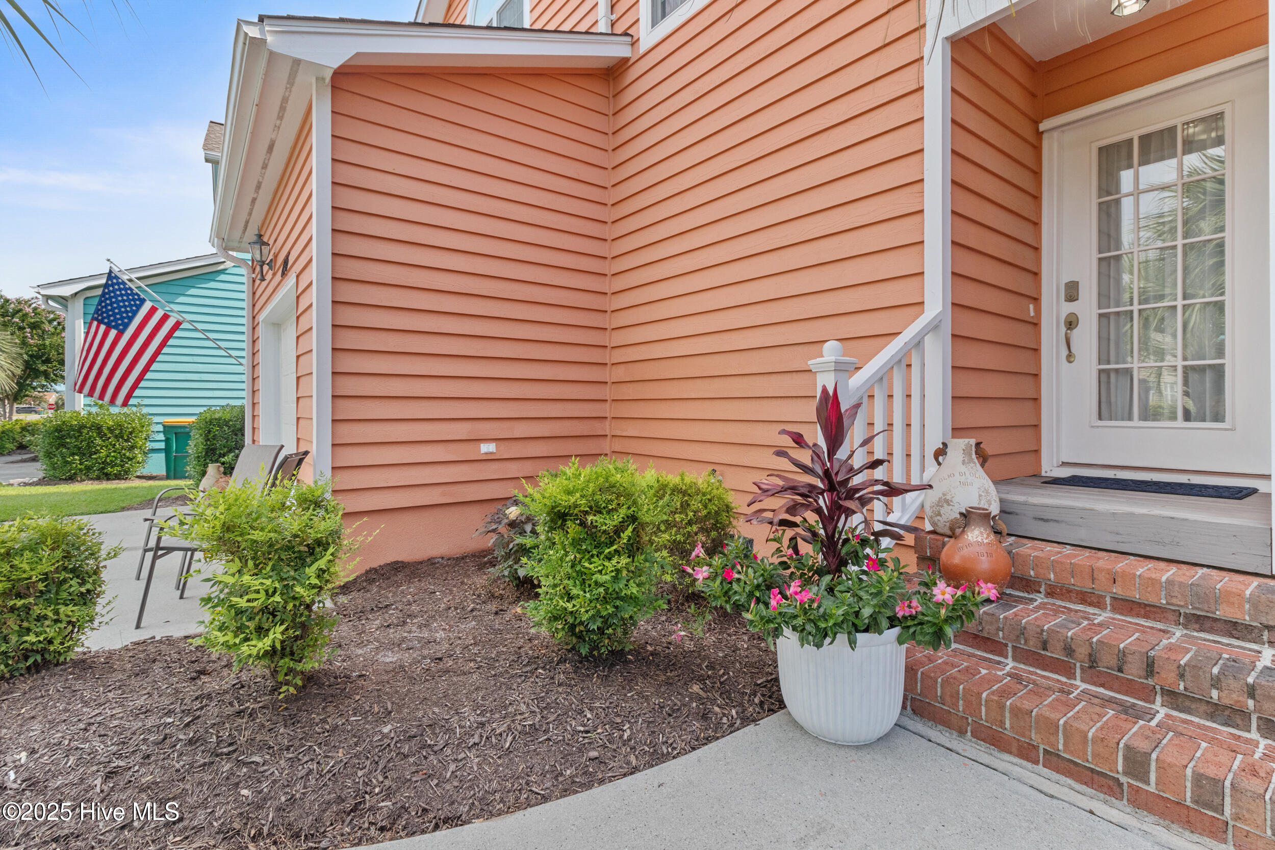 656 Settlers Lane, Kure Beach, NC 28449 – photo 7: entry way