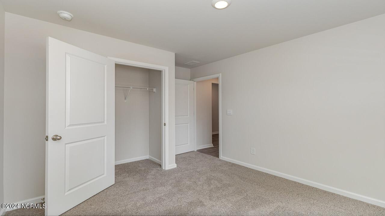 100532984 | Photo 12