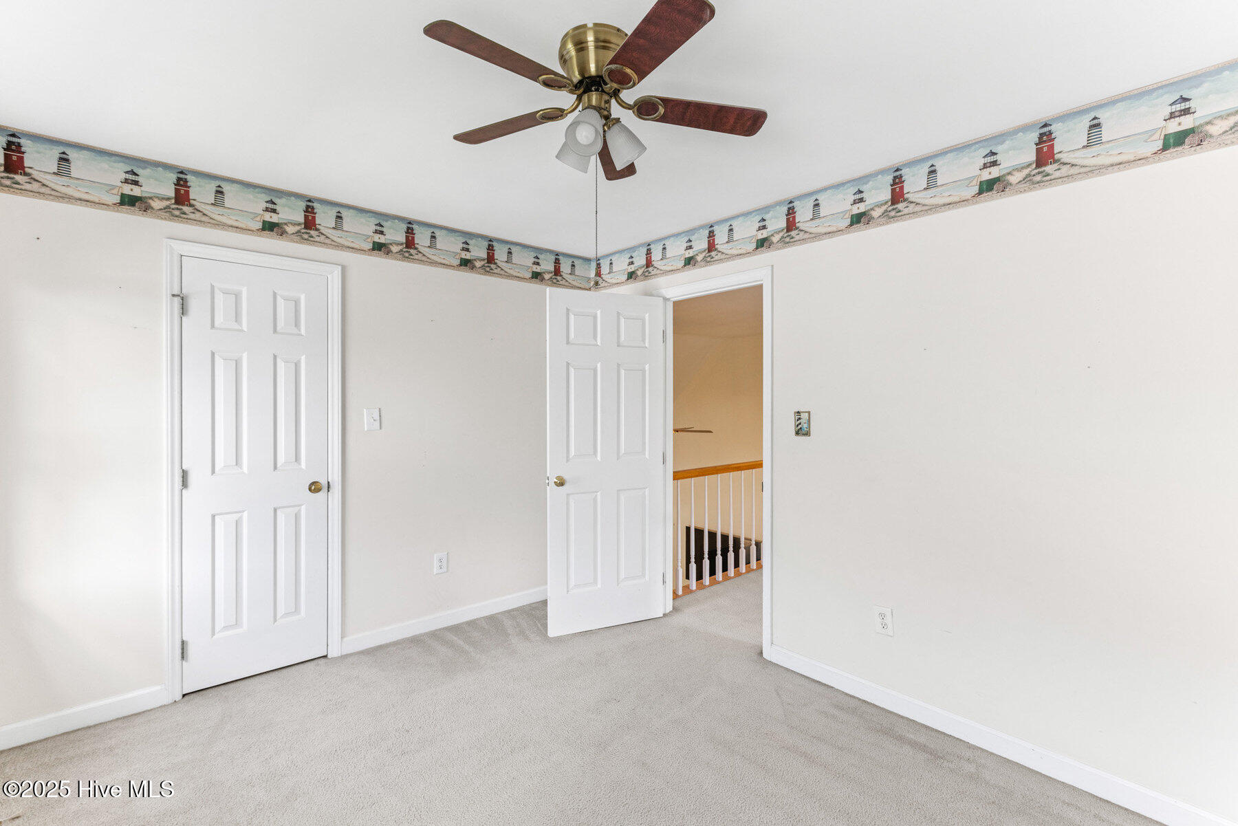 100505996 | Photo 33