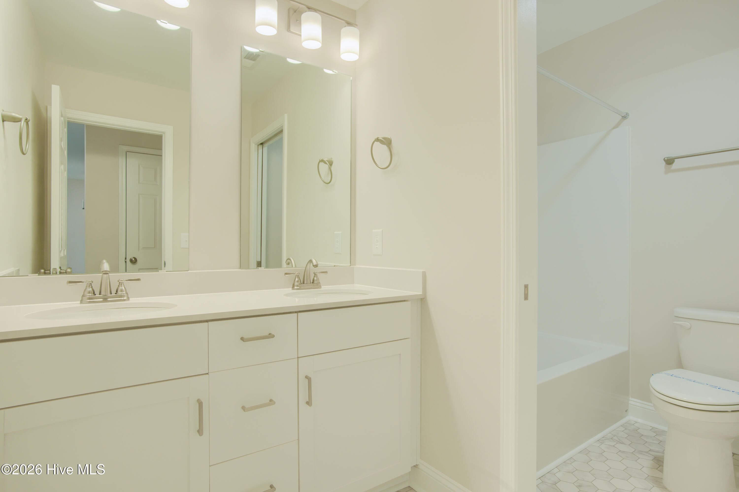 100552391 | Photo 18