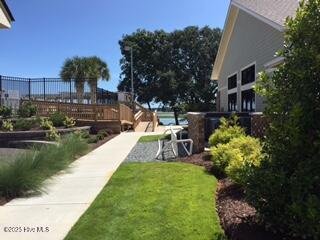 100533806 | Photo 28