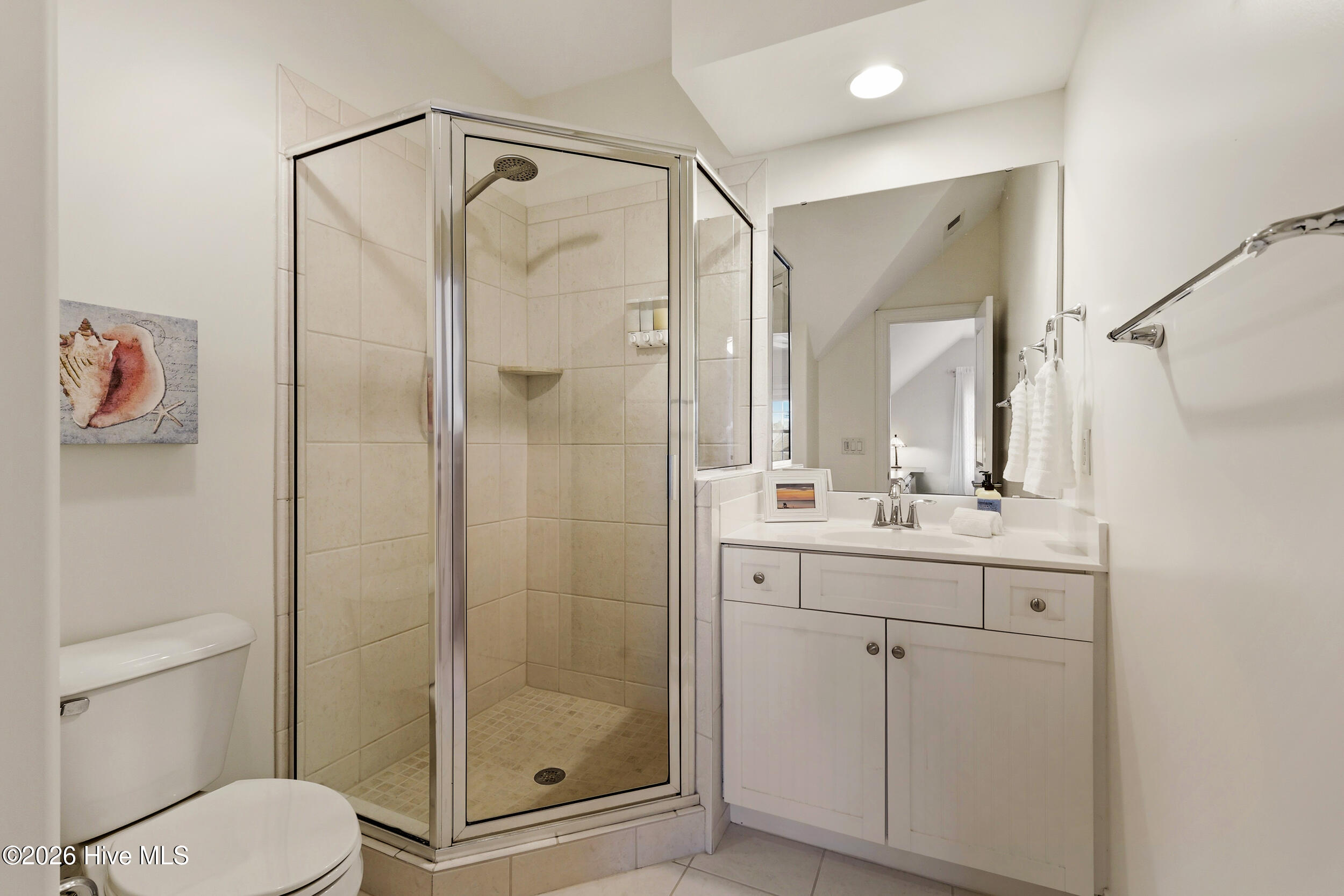 100561183 | Photo 37