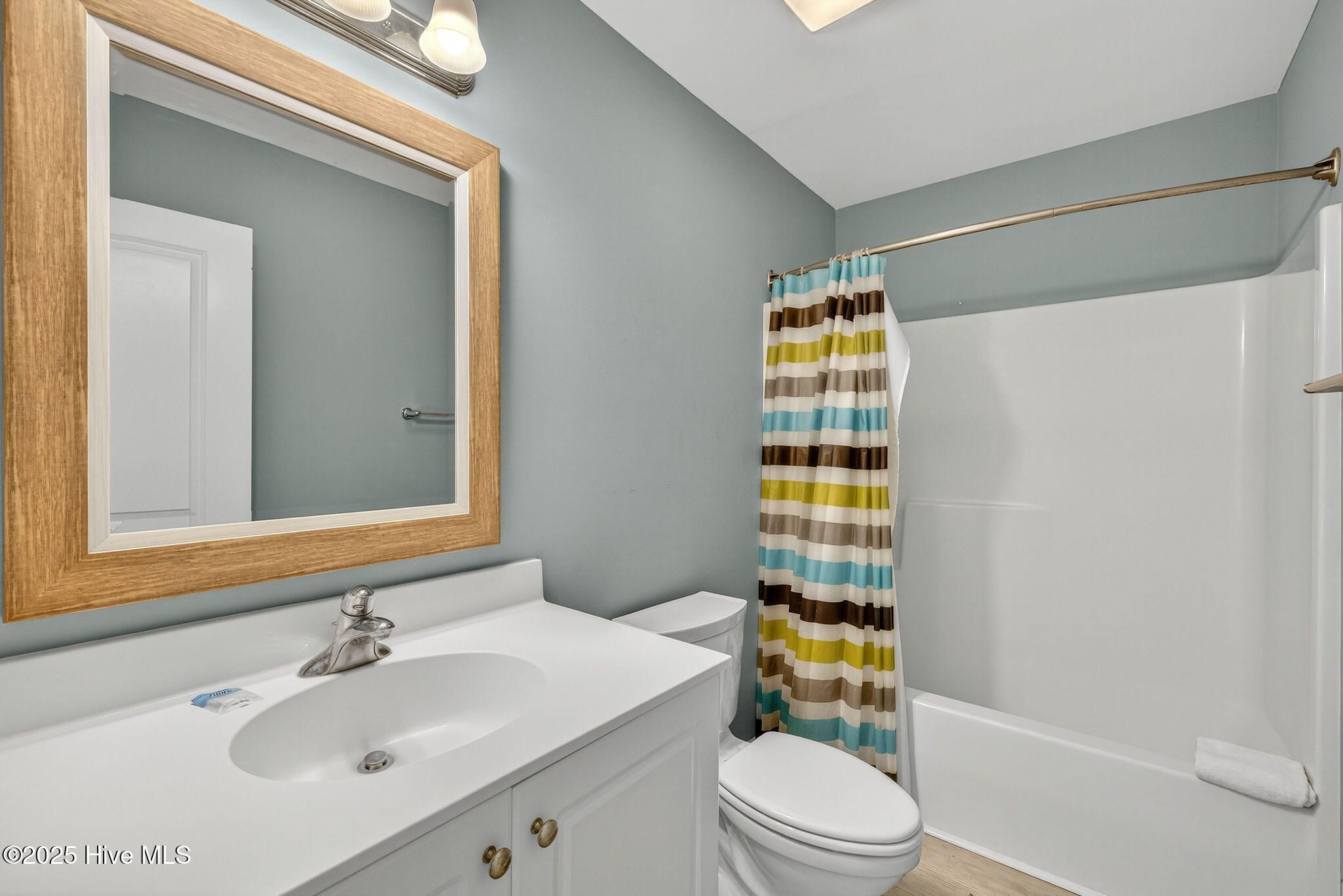 100536023 | Photo 23